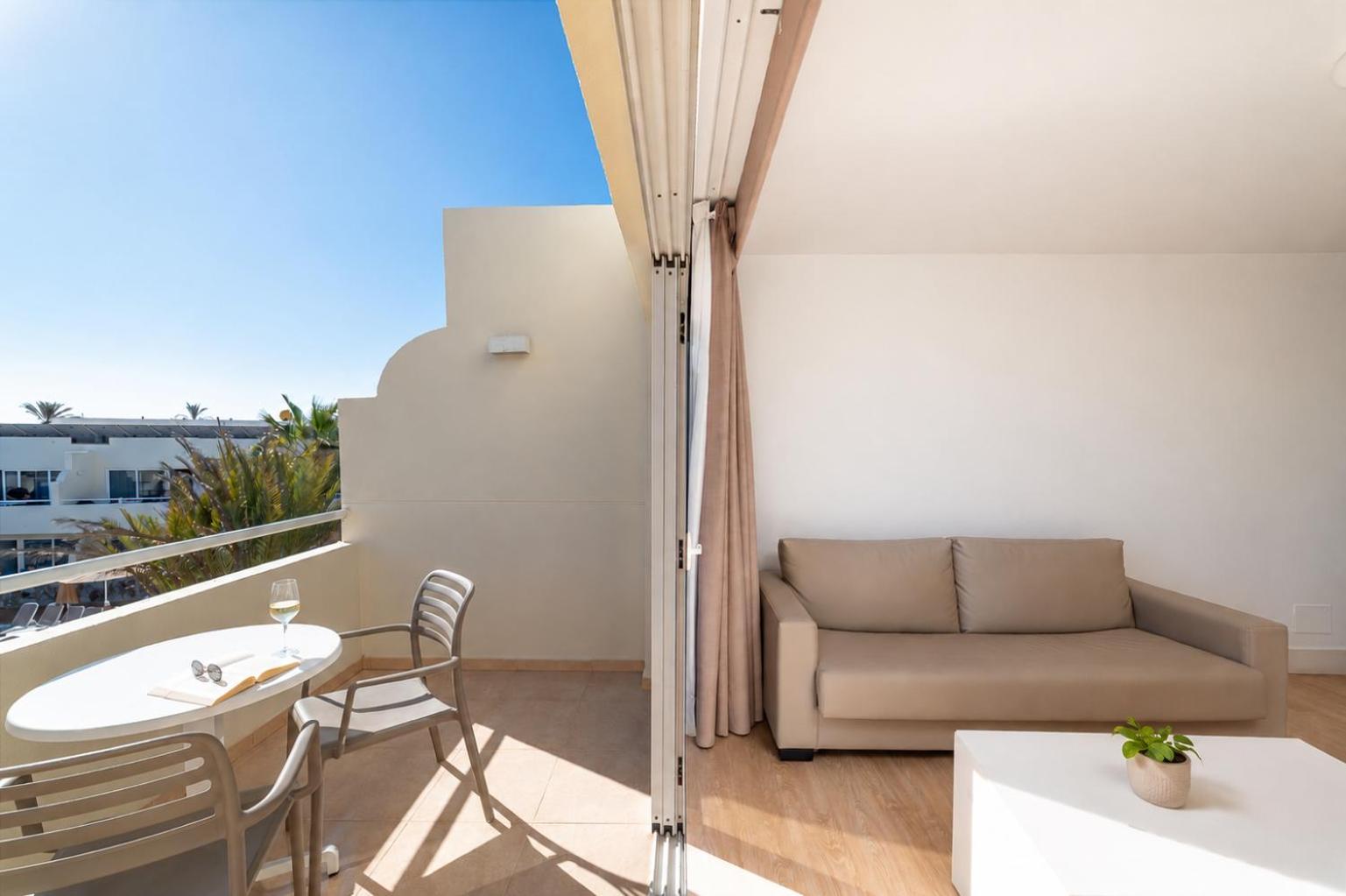 Triple Room Pool View