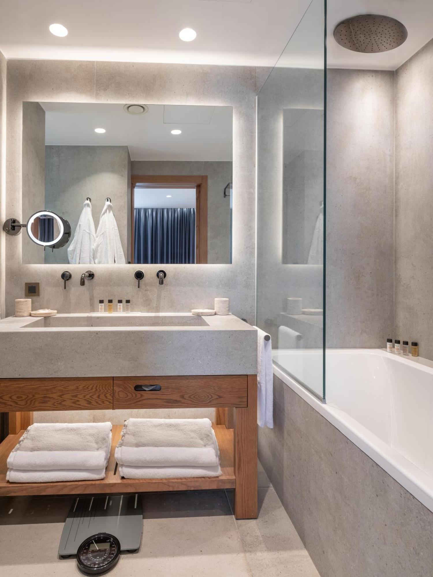 Exclusive Family Suite 2 Bedrooms and 1 bathroom with  Garden or Pool view