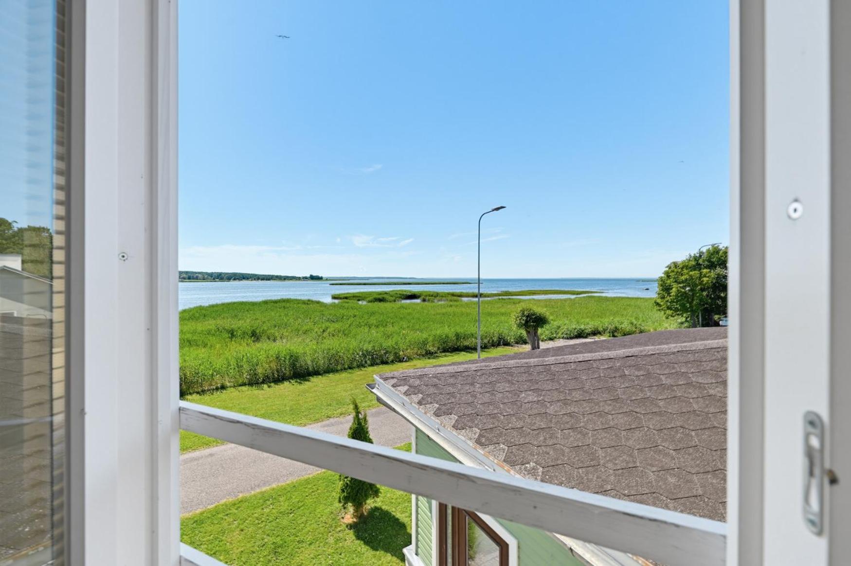 Standard Twin Room Sea View