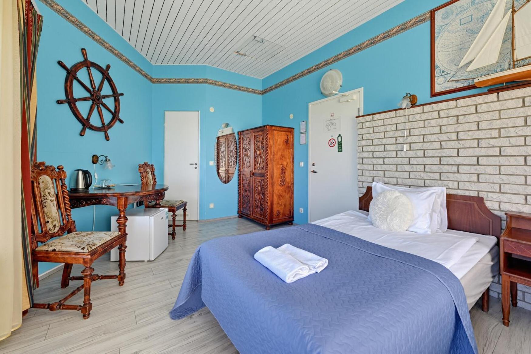 Standard Twin Room Sea View