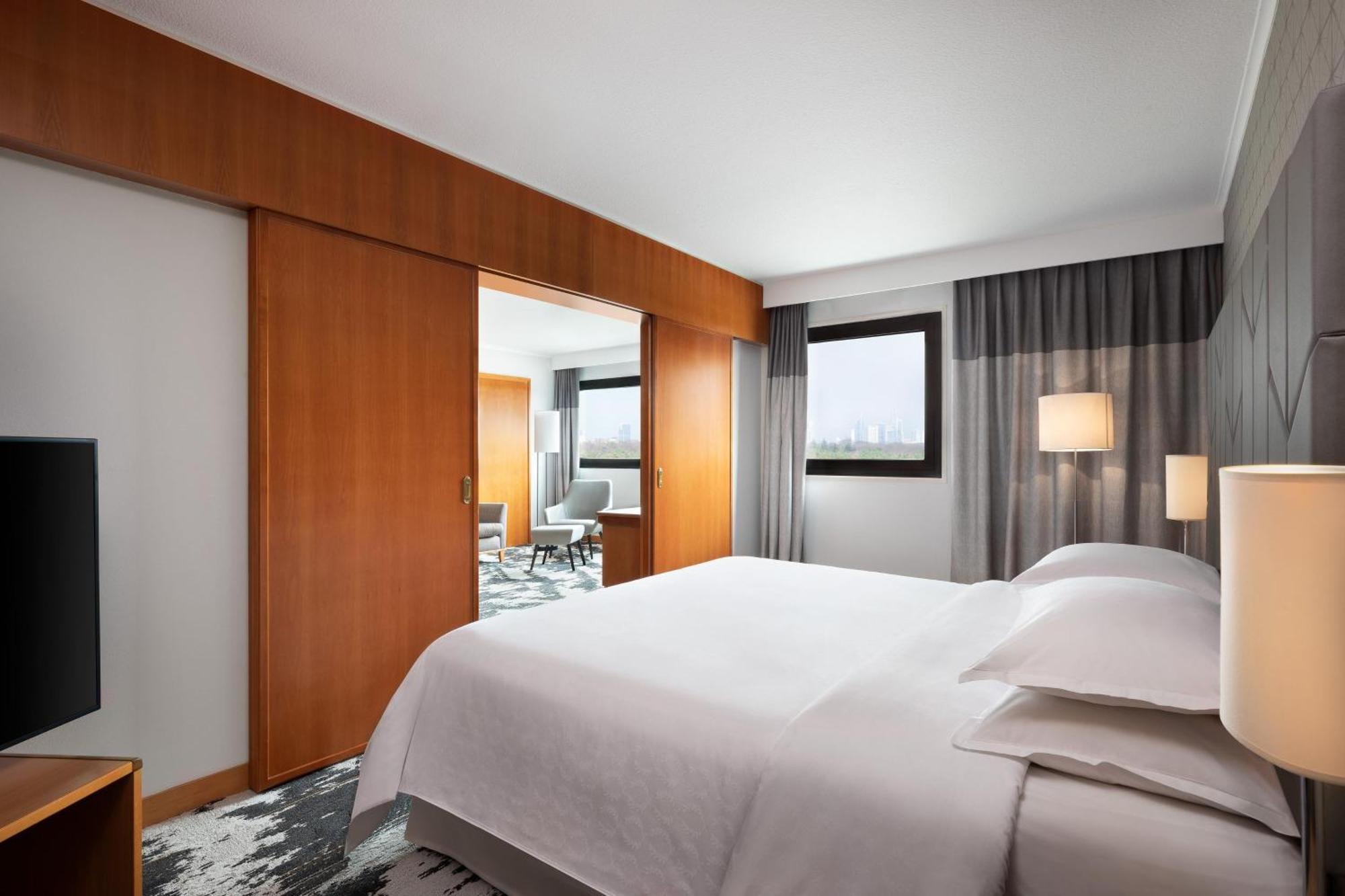 Junior Suite Suite 1 King