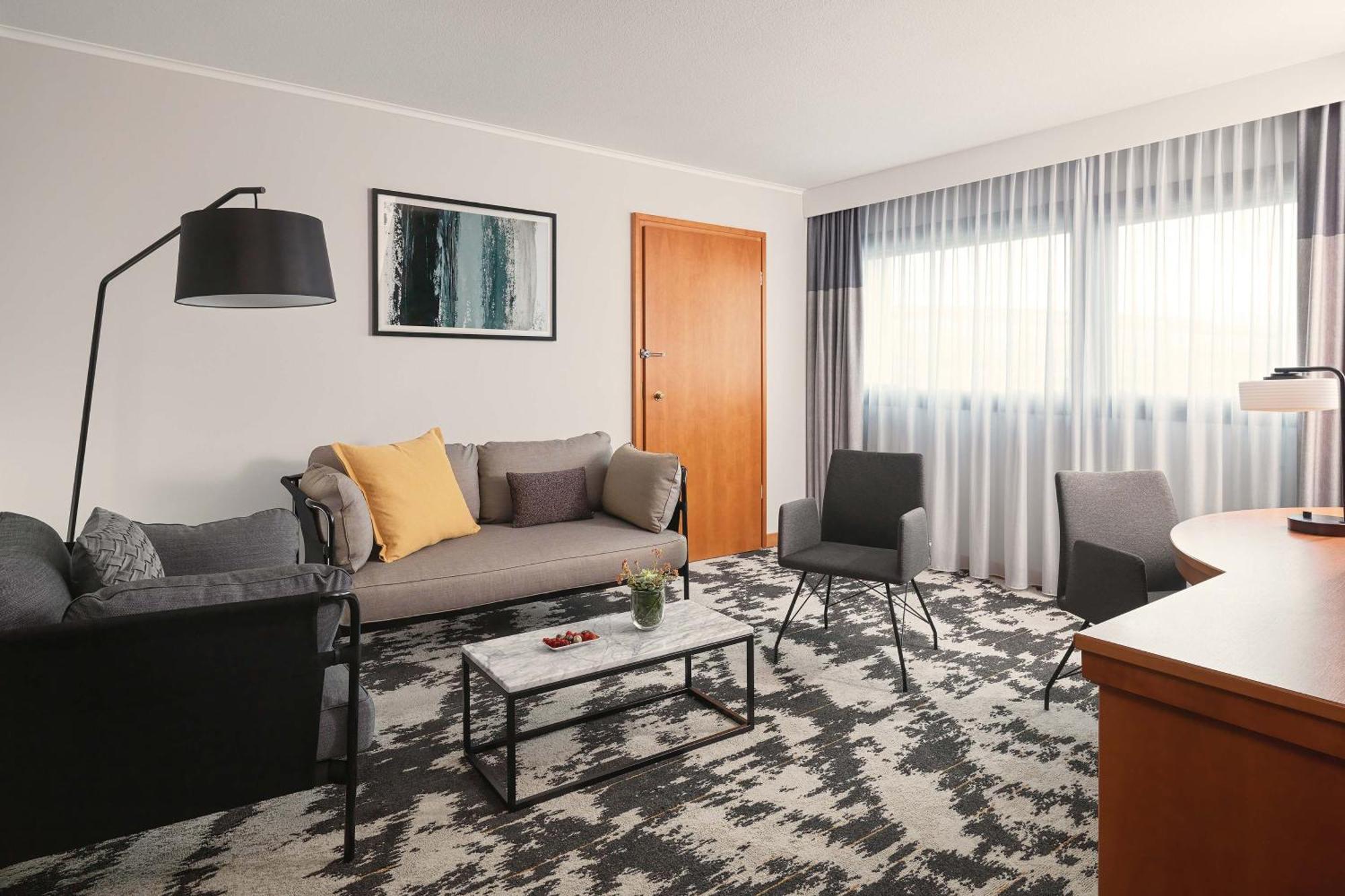Junior Suite Suite 1 King