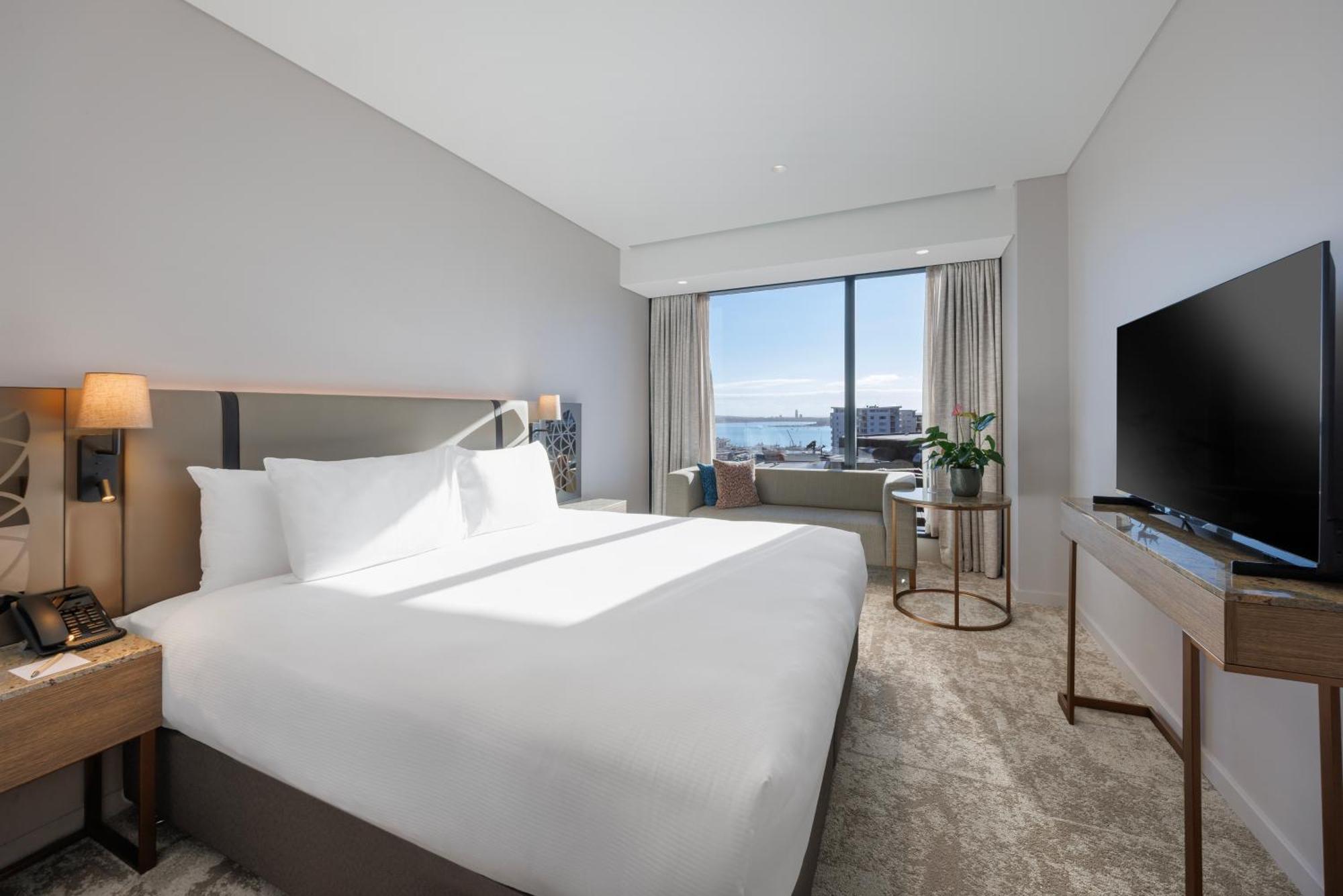 Deluxe King Harbour View