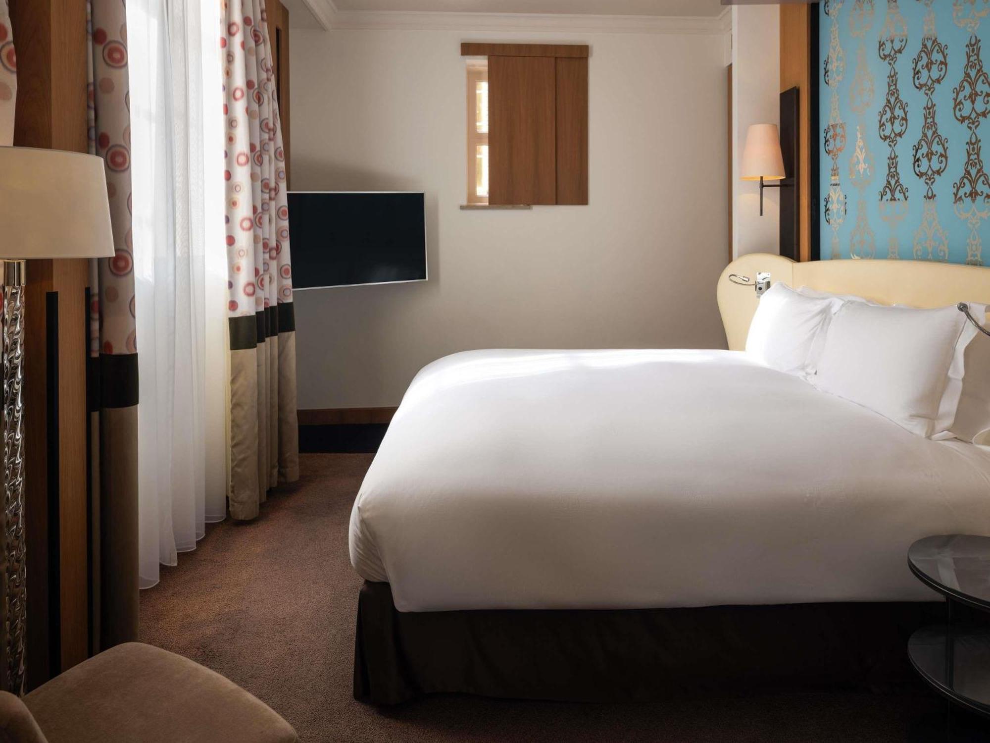 Two-Bedroom Imperial Suite Butler Service