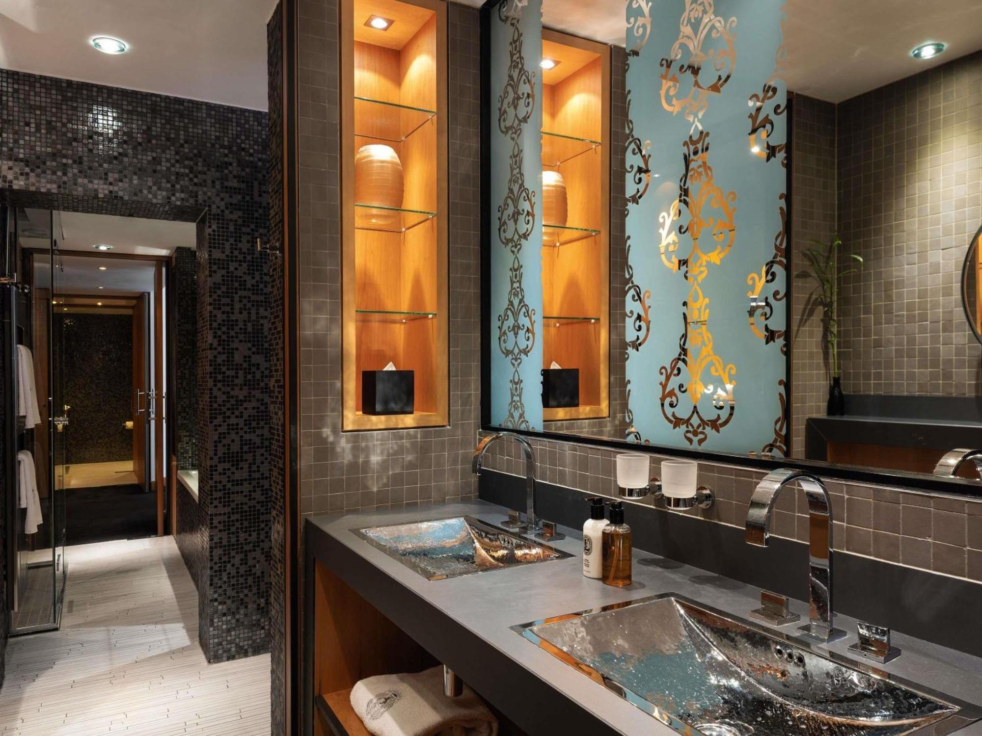 Two-Bedroom Imperial Suite Butler Service