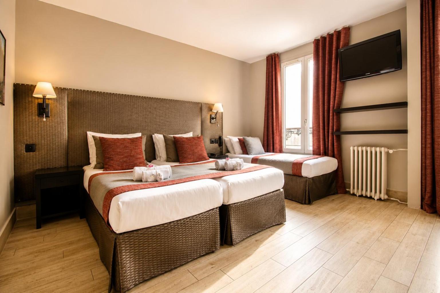 Triple Room