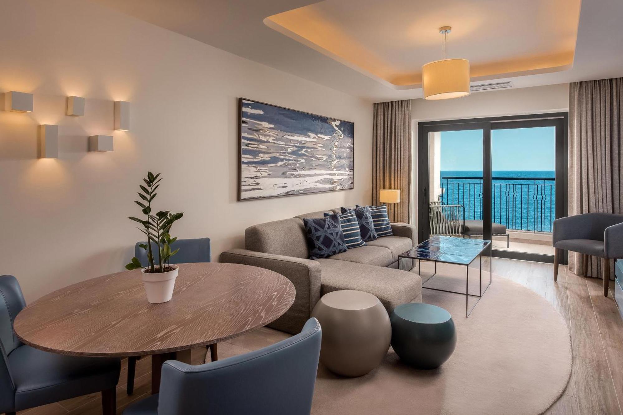 Luxury Infinity Bay Suite Sea View Private Pool