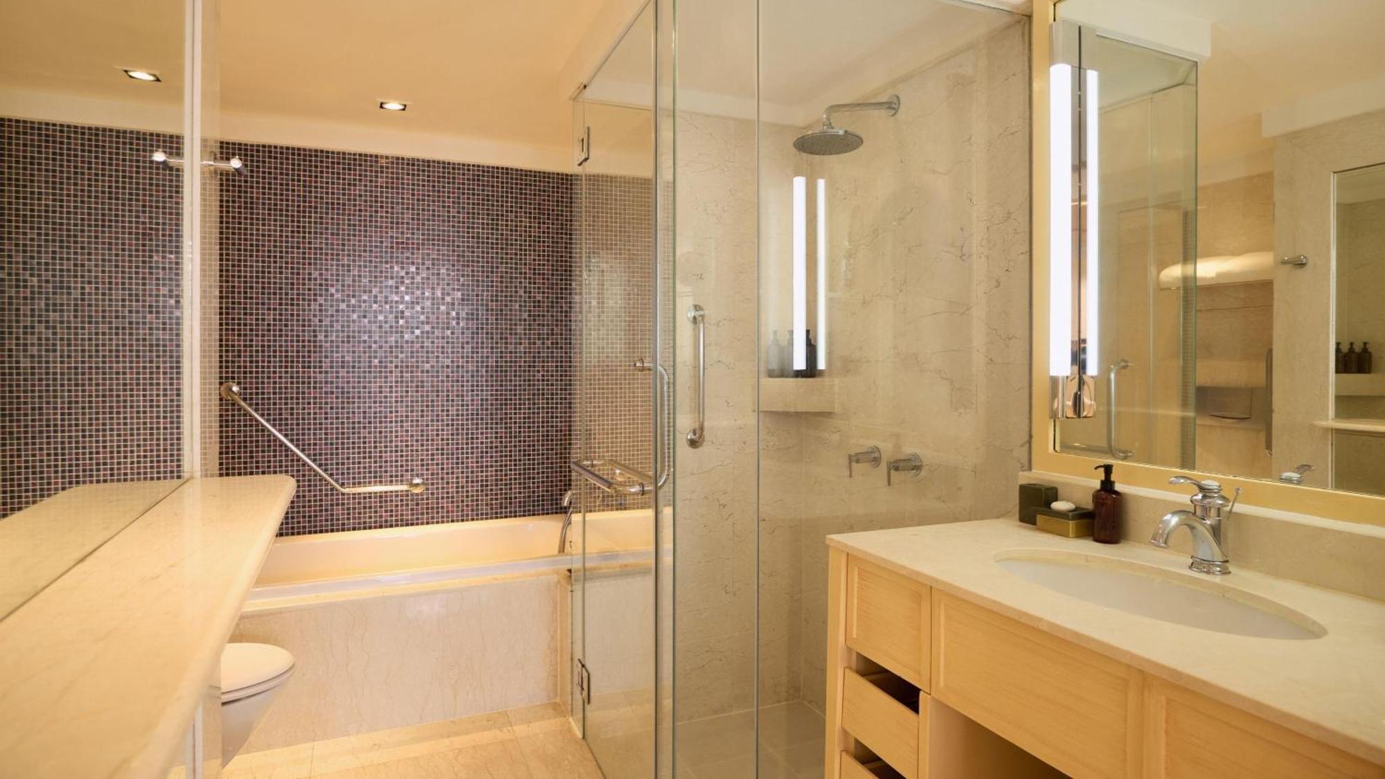 Dusit Suite