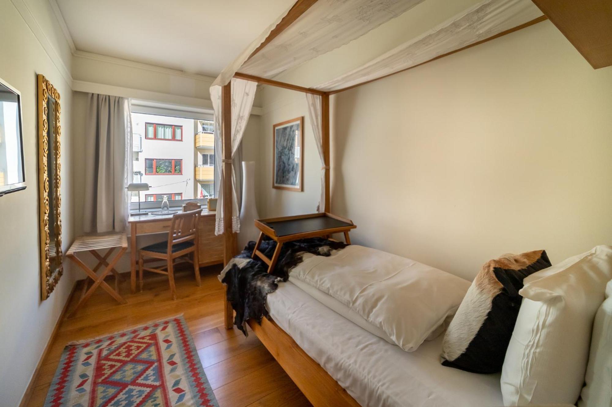 Single Room