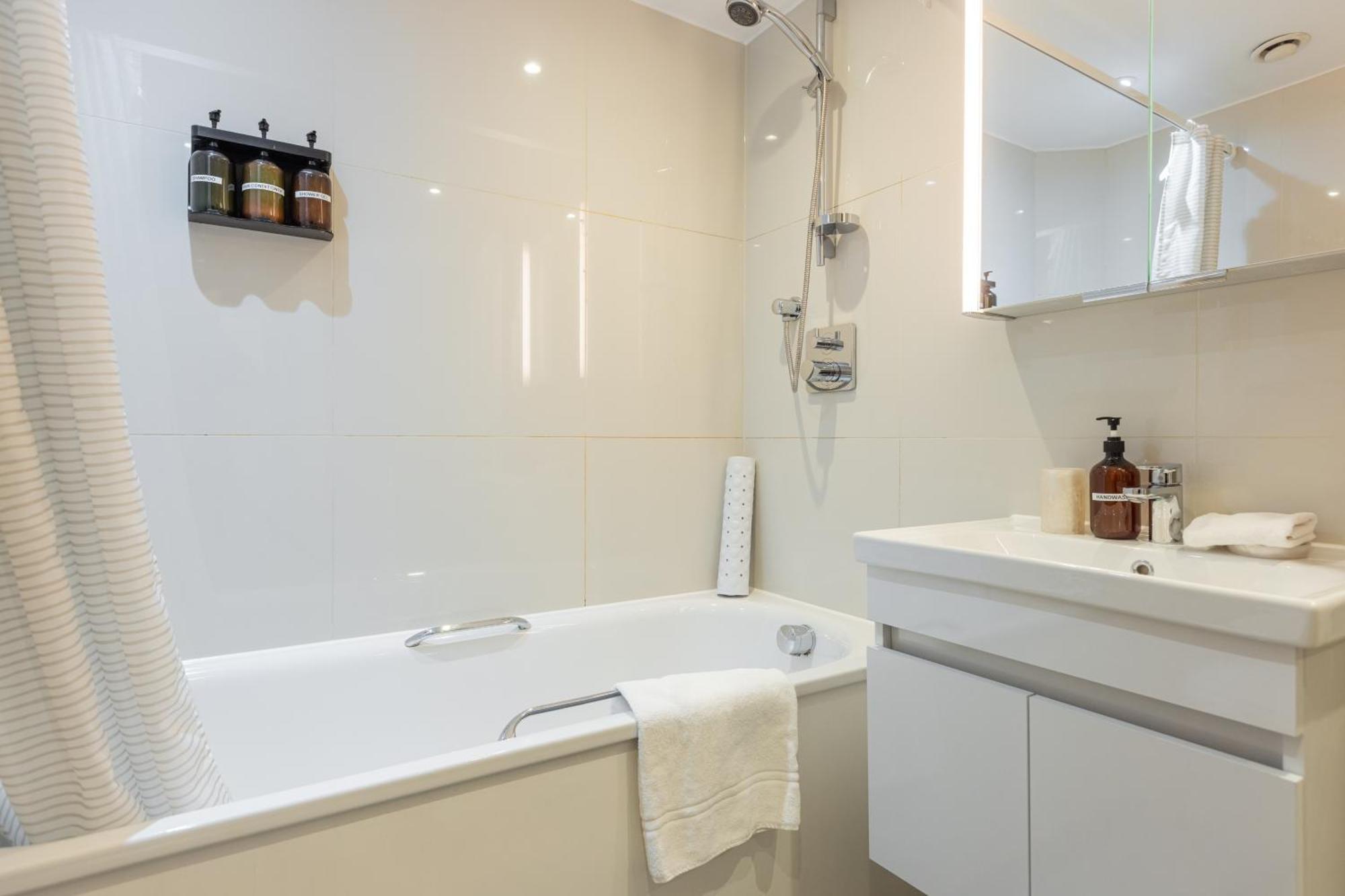 Luxury One-Bedroom Apartment