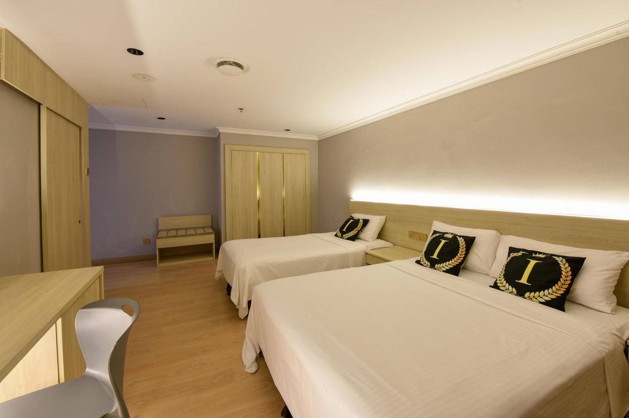 Double Deluxe Room