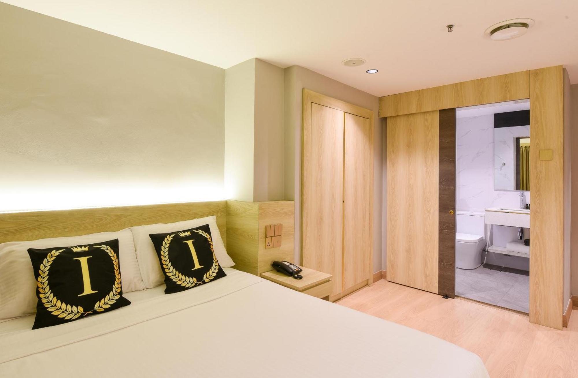 Standard Deluxe Room without view