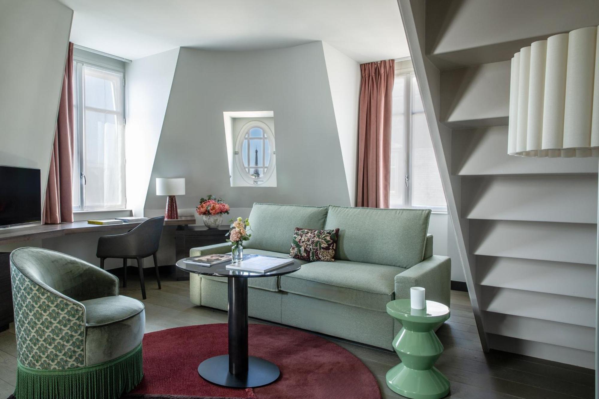 One-Bedroom Suite Eiffel Tower View Double Sofa Bed