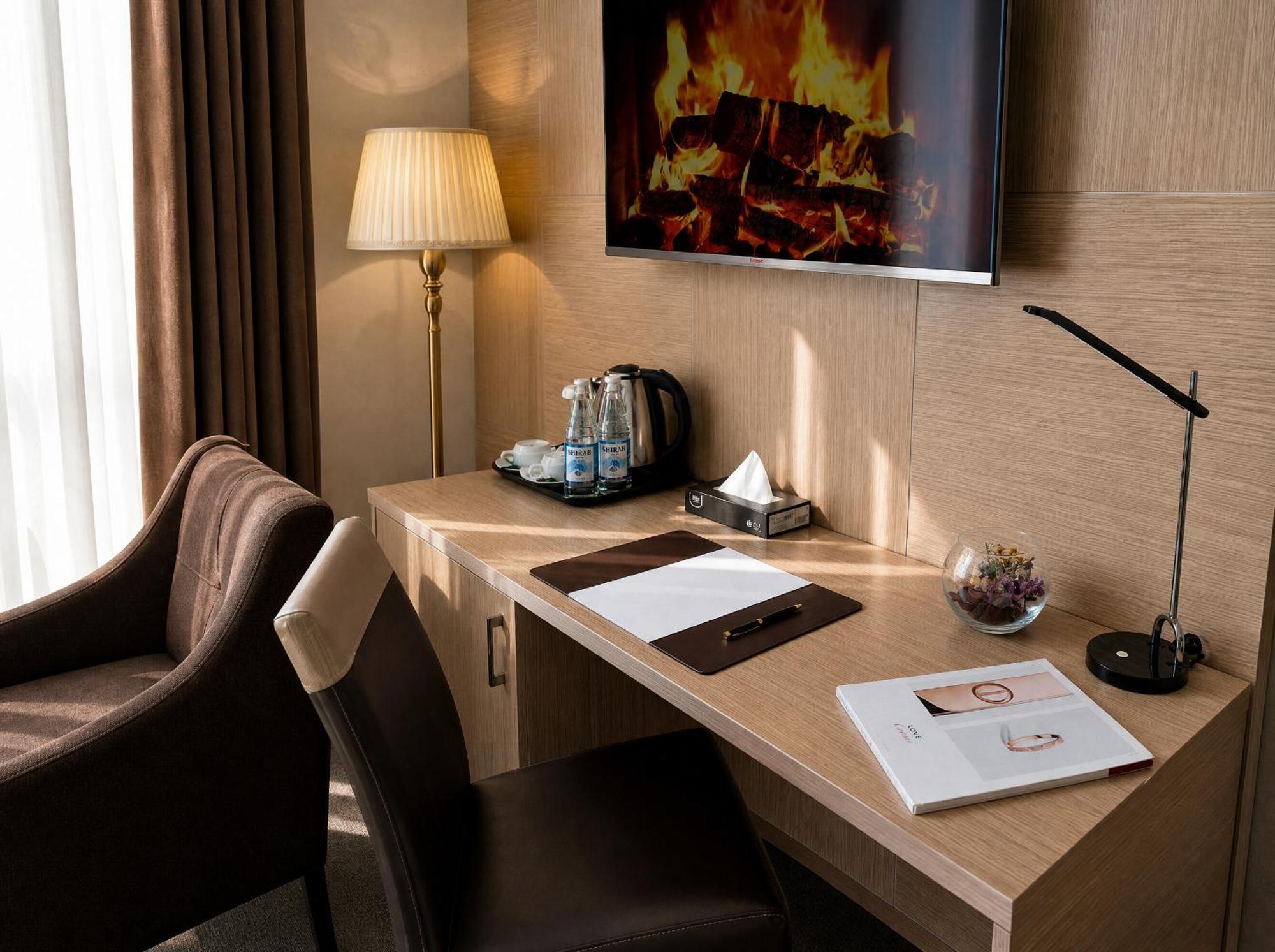 Double or Twin Room Sea View