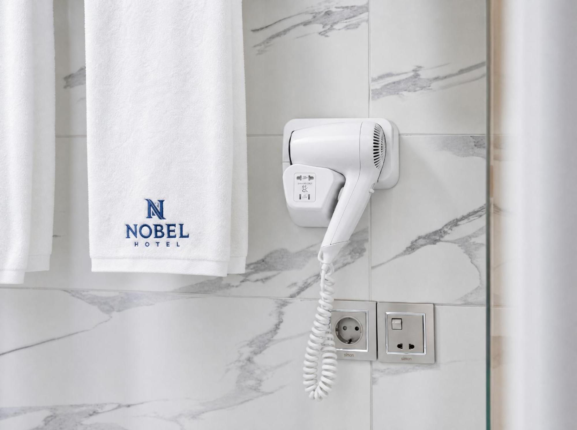 Double or Twin Room Sea View