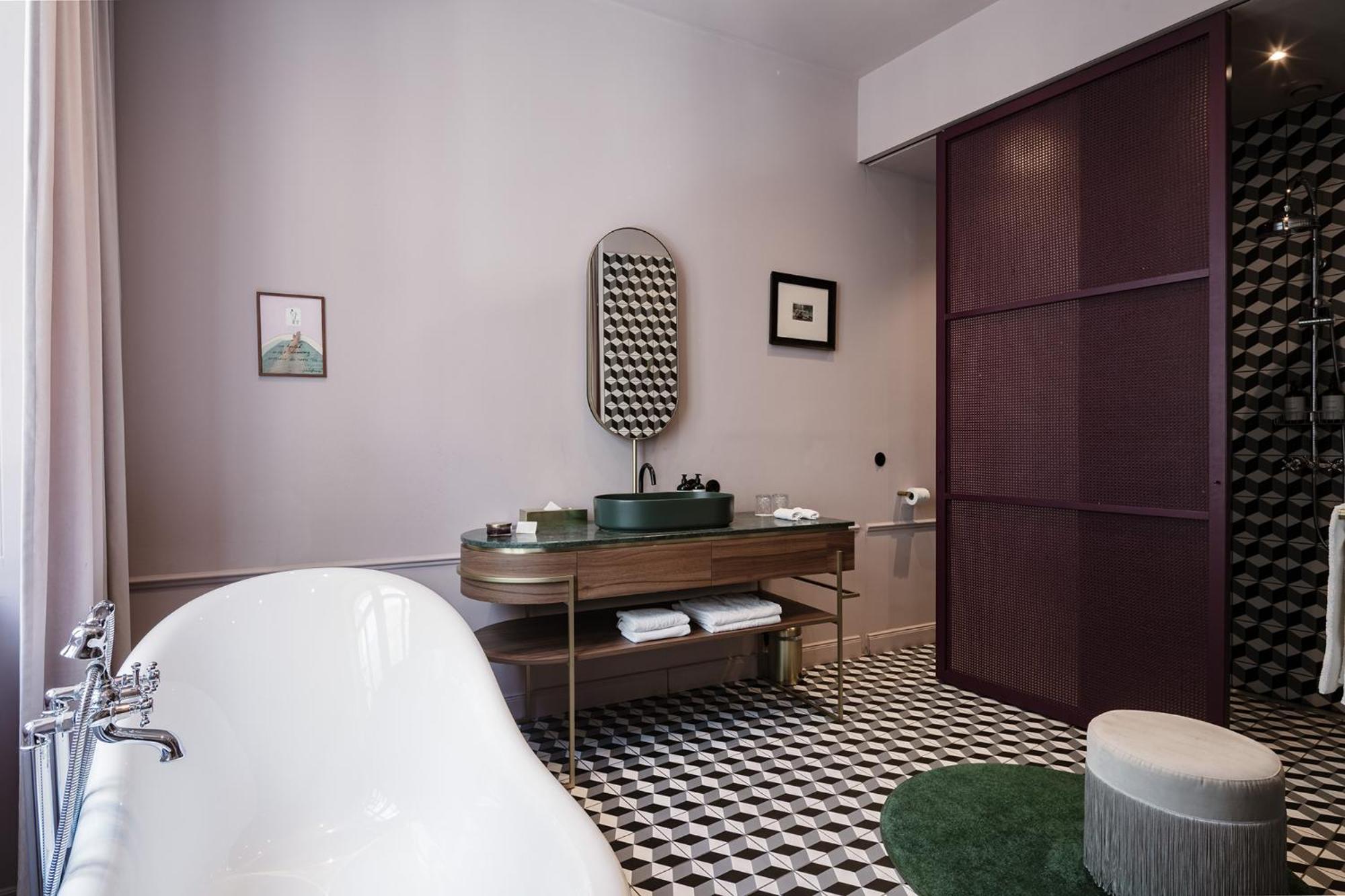 Suite mit Kingsize Bett – Josefine Bel Etage
