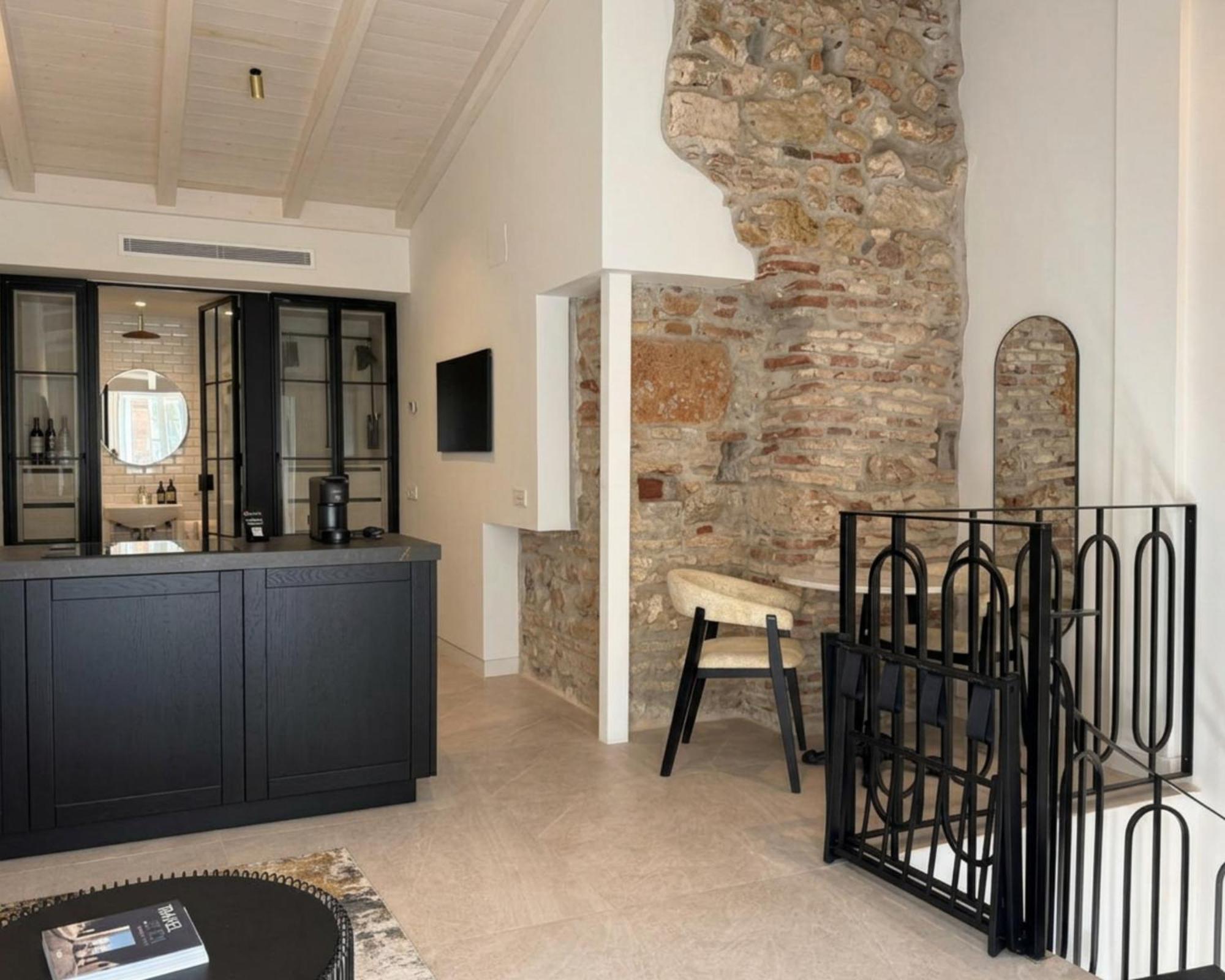 Studio Apartment Annex Building