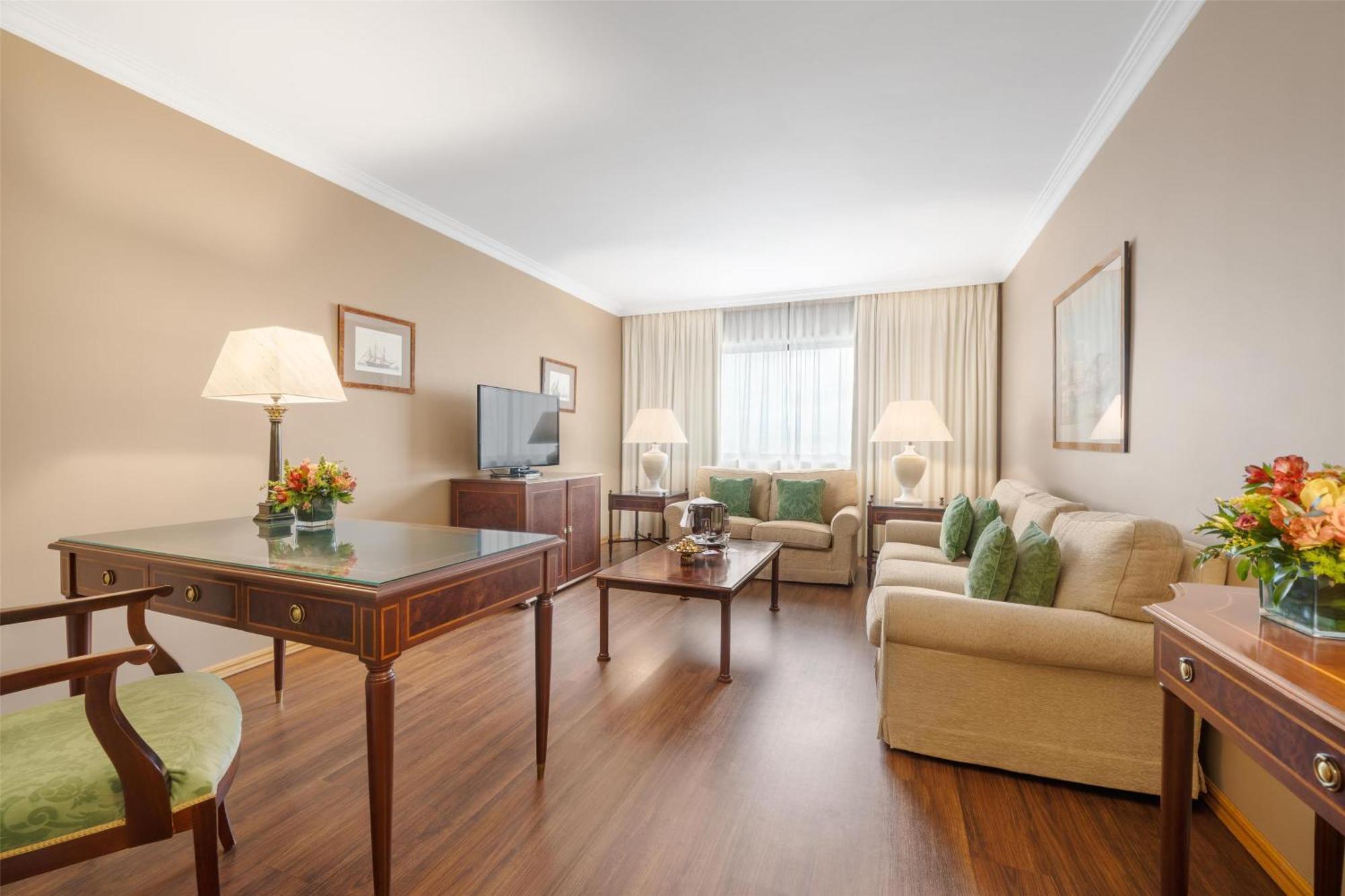 Premium Suite River View