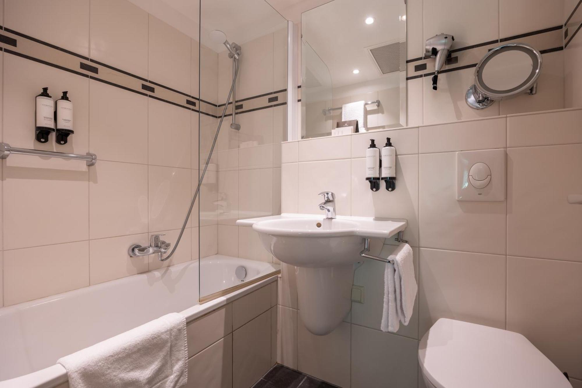 Deluxe Twin or Double Room