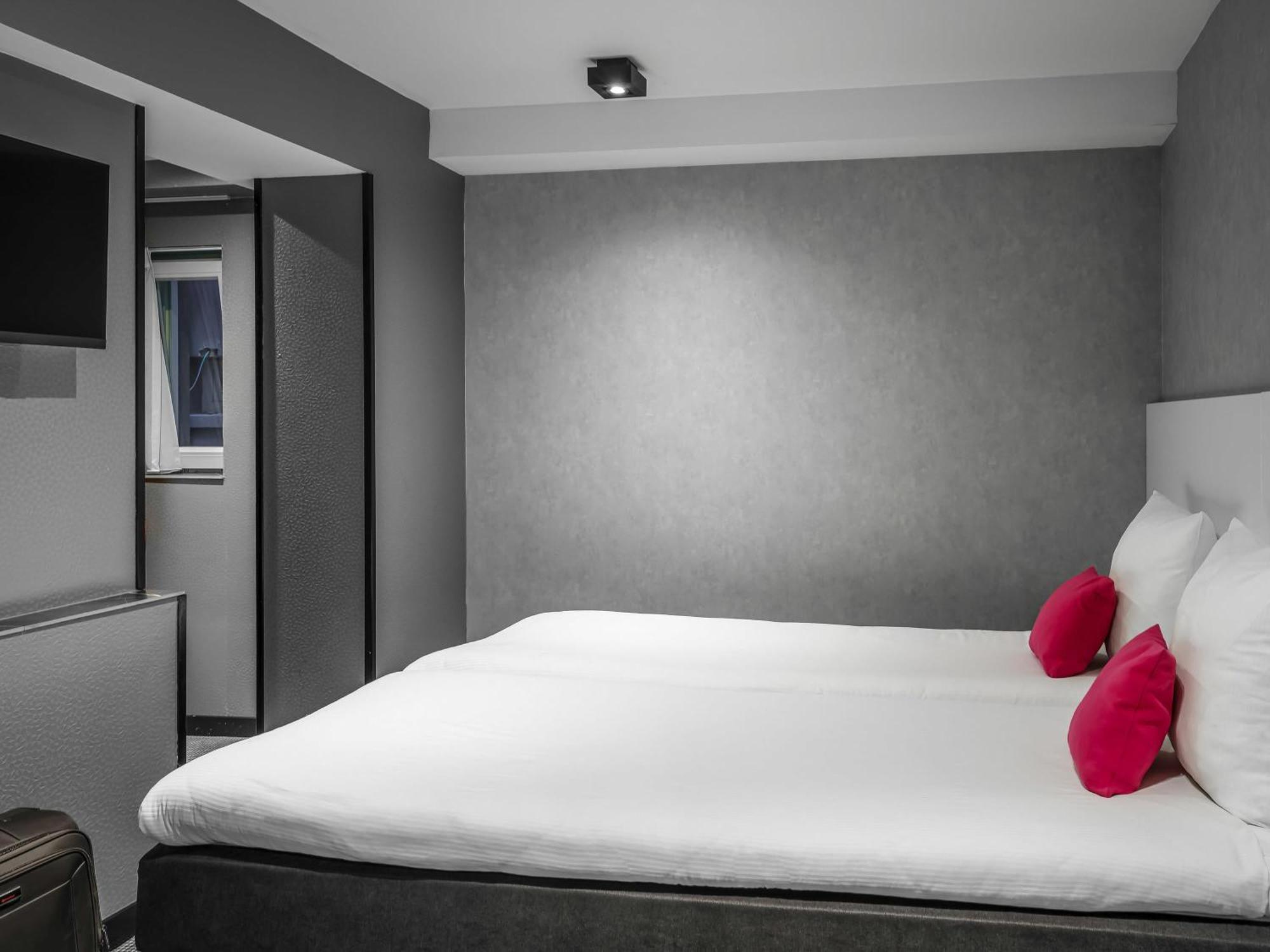 Souterrain Twin Room