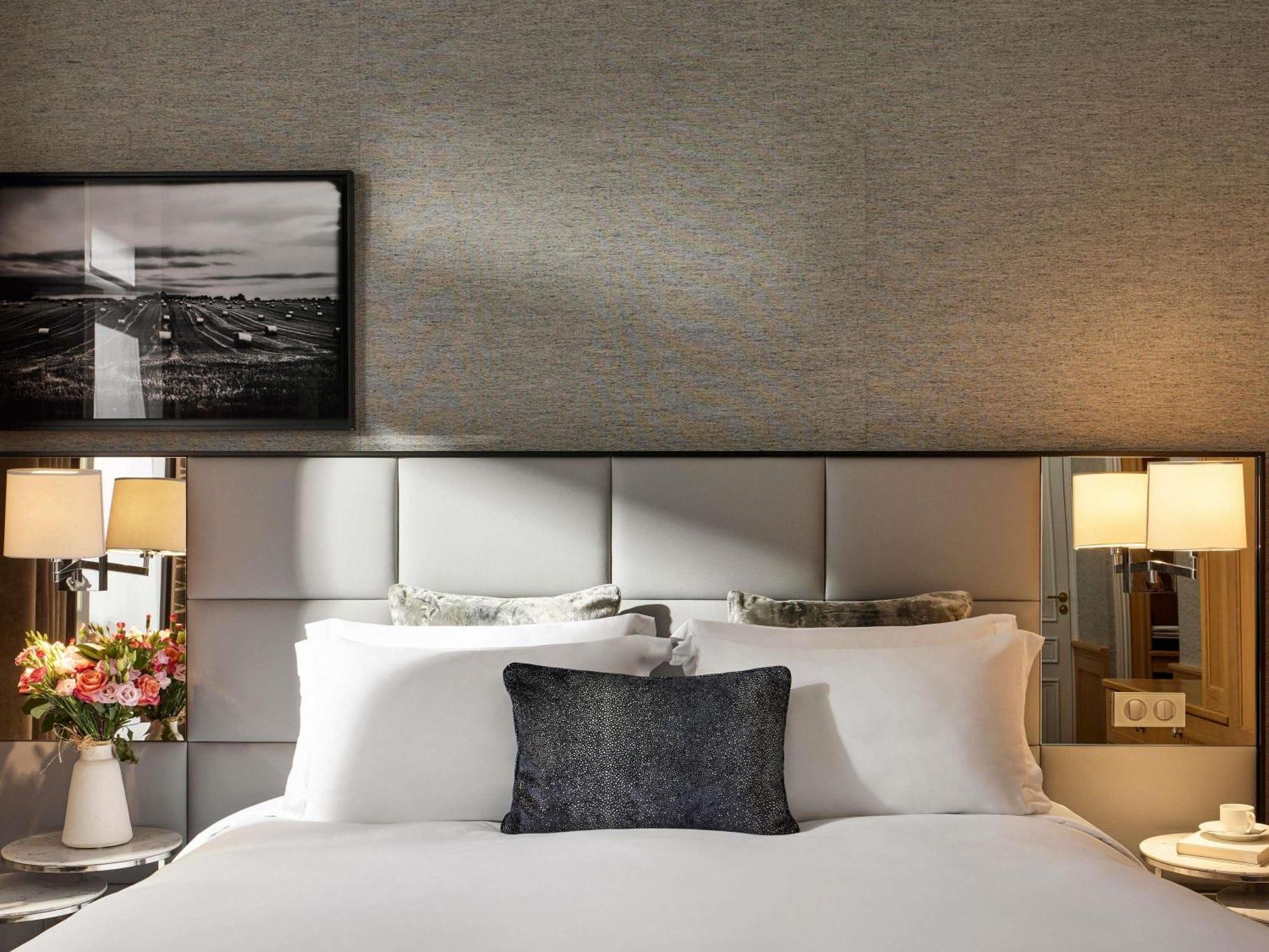 Luxury Junior King Suite Balcony