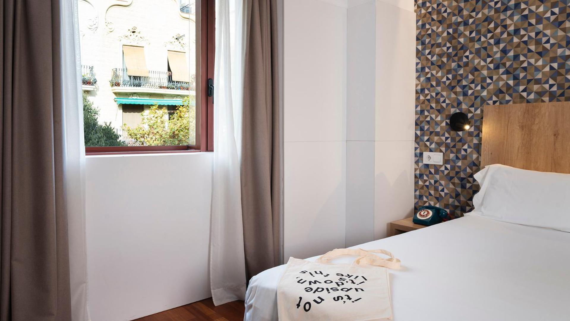 Exterior Superior Room