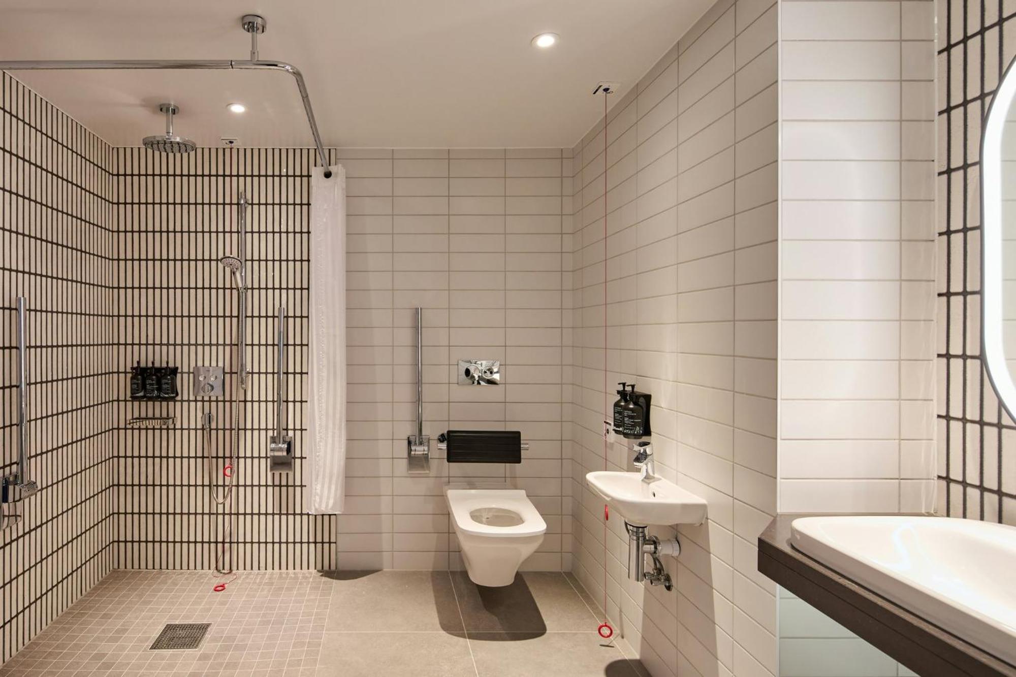 Standard Double Room Disability Access