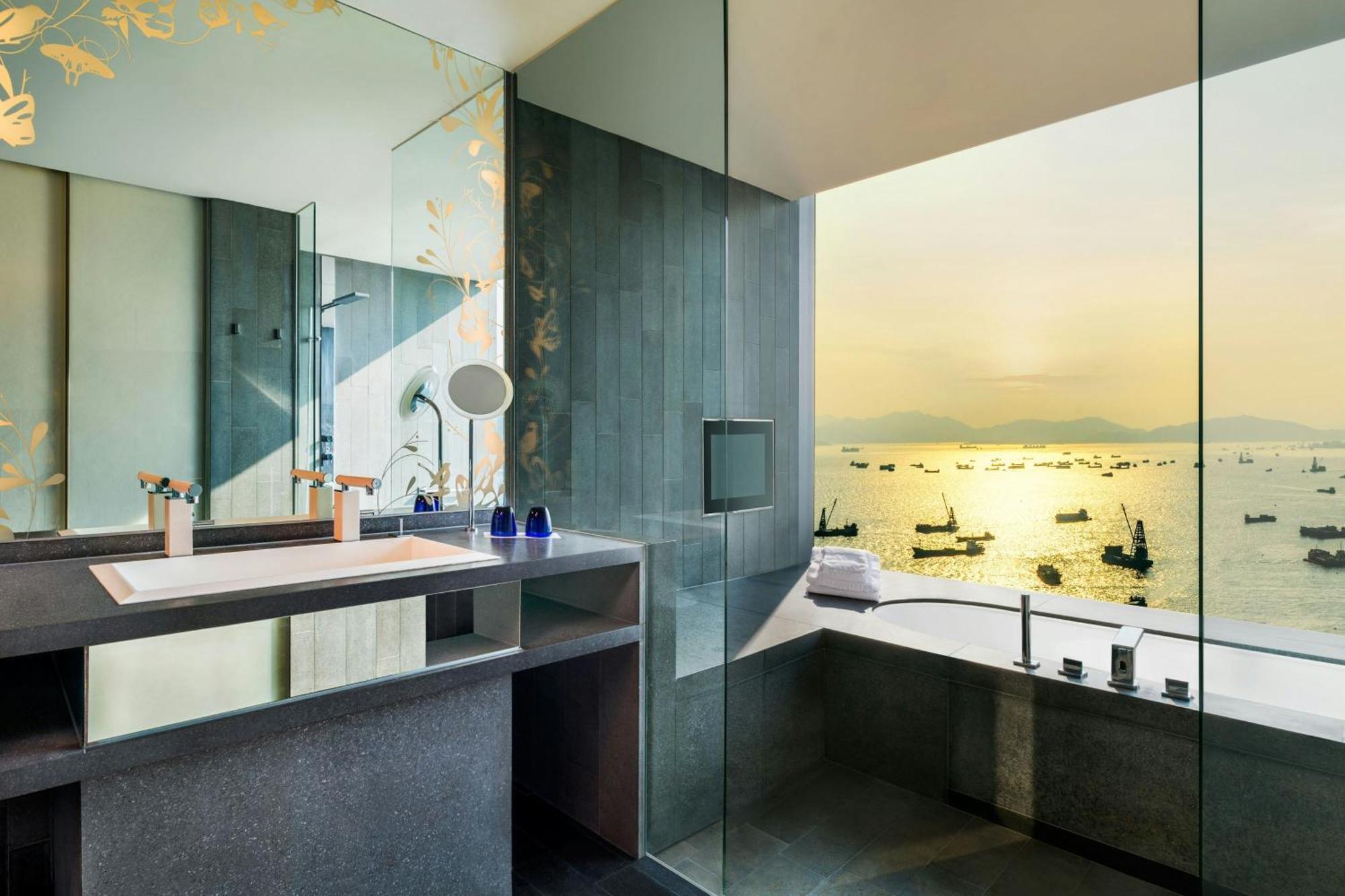 Marvelous King Suite Oceanfront View