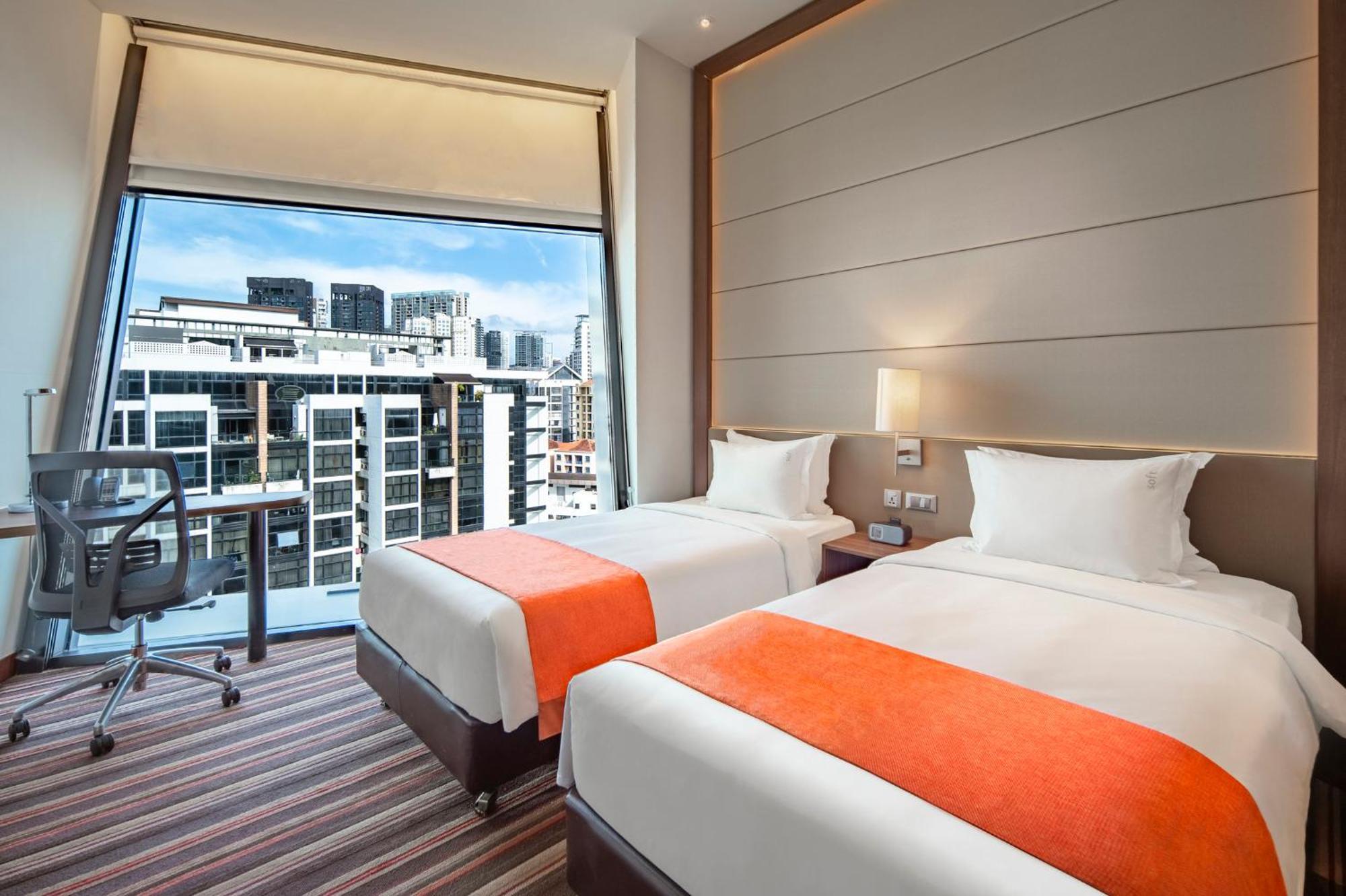 Standard Twin Room