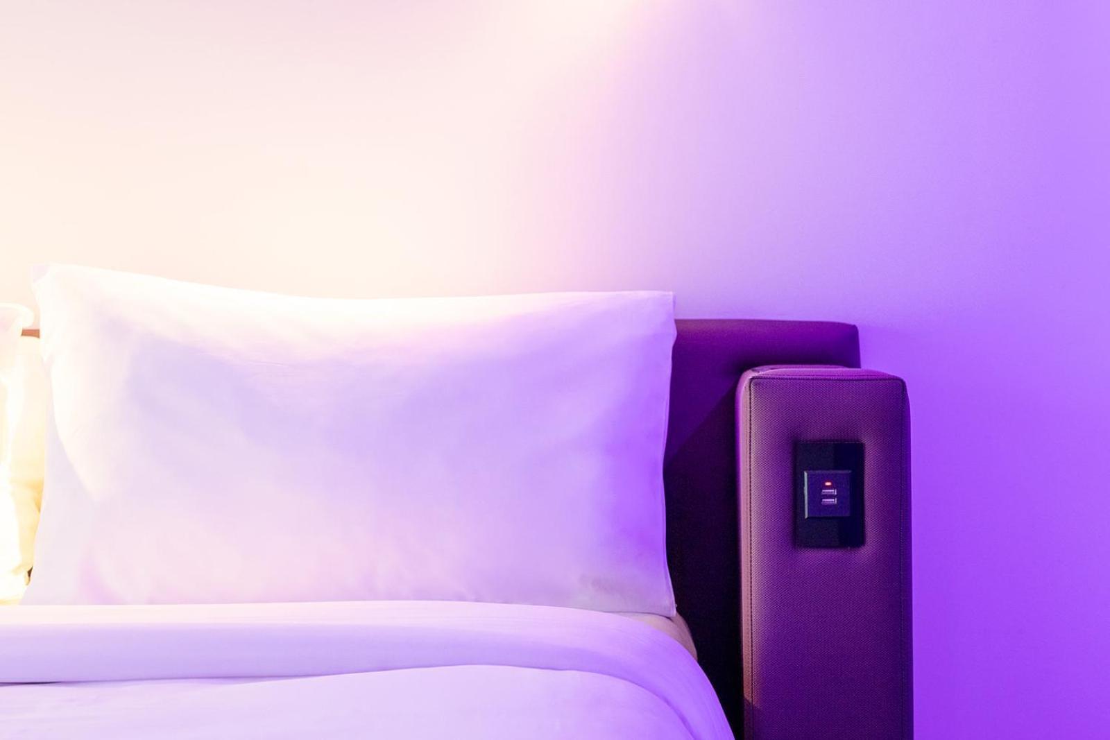 Rom Premium med queen-size-seng