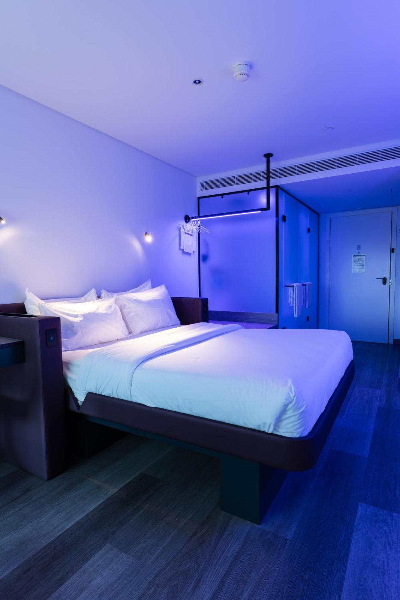 Premium Queen High Floor