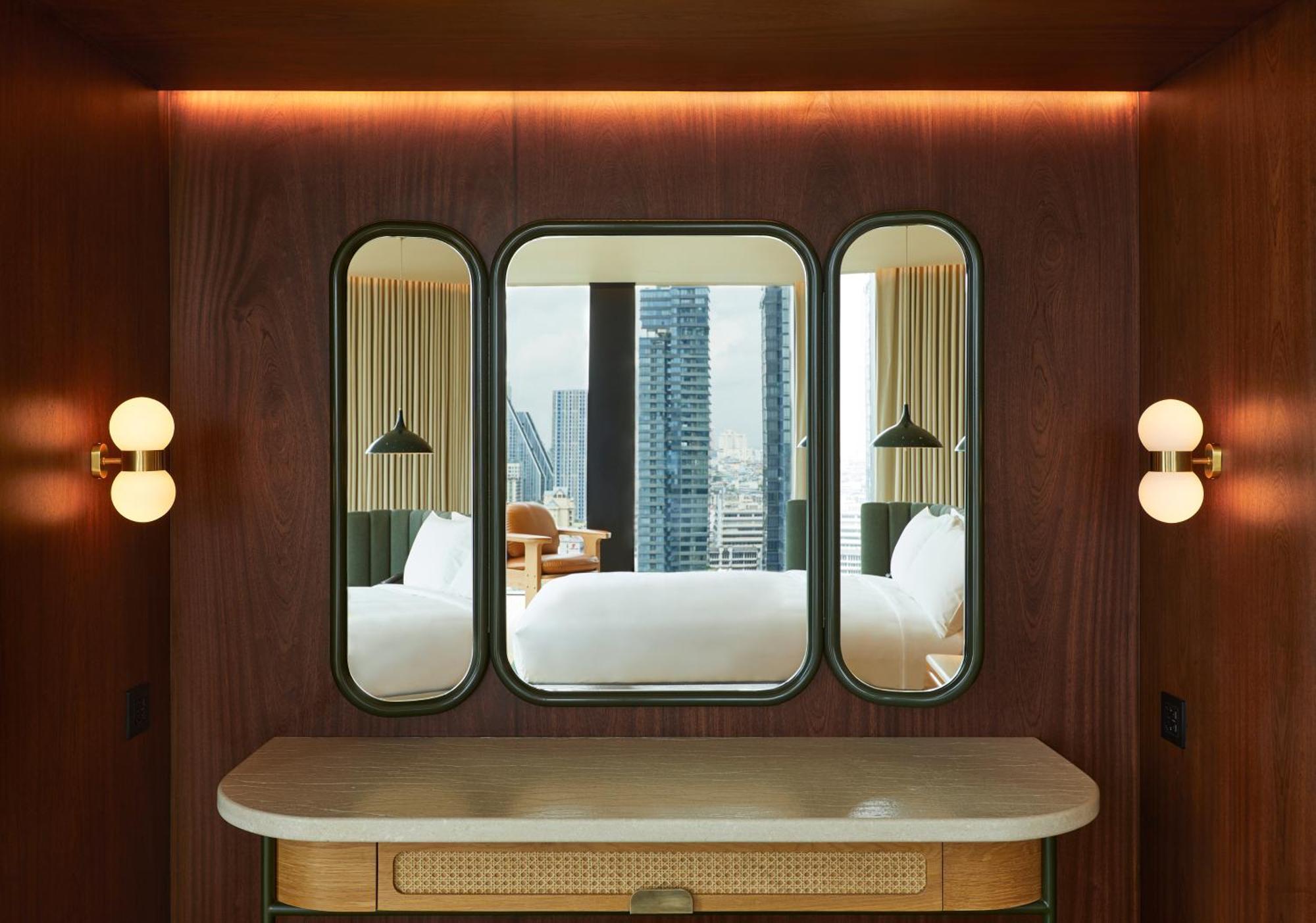 Penthouse Premier