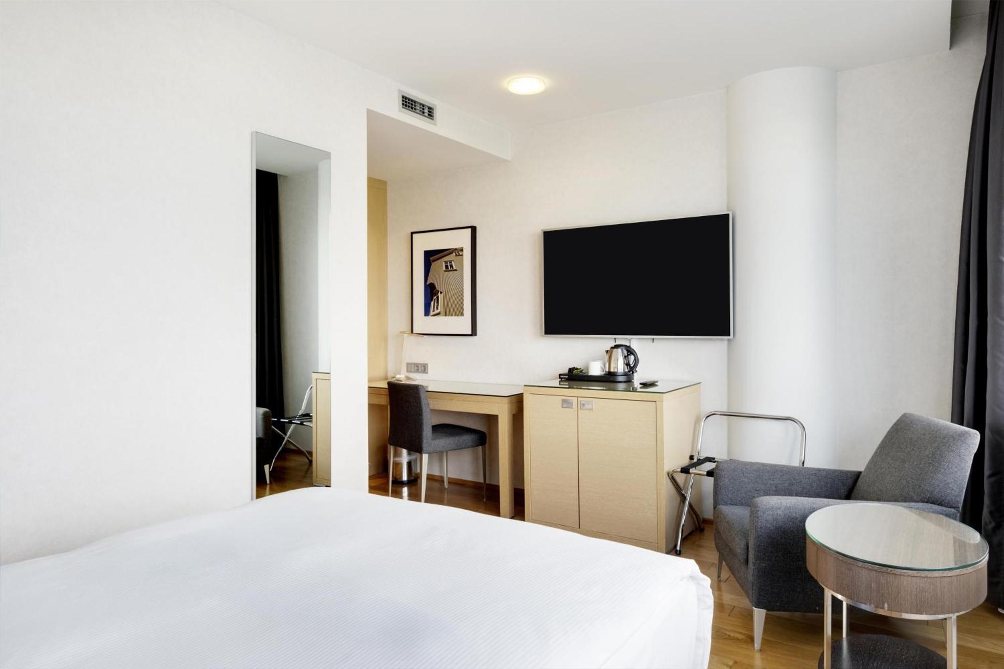 Queen Room Scenic View