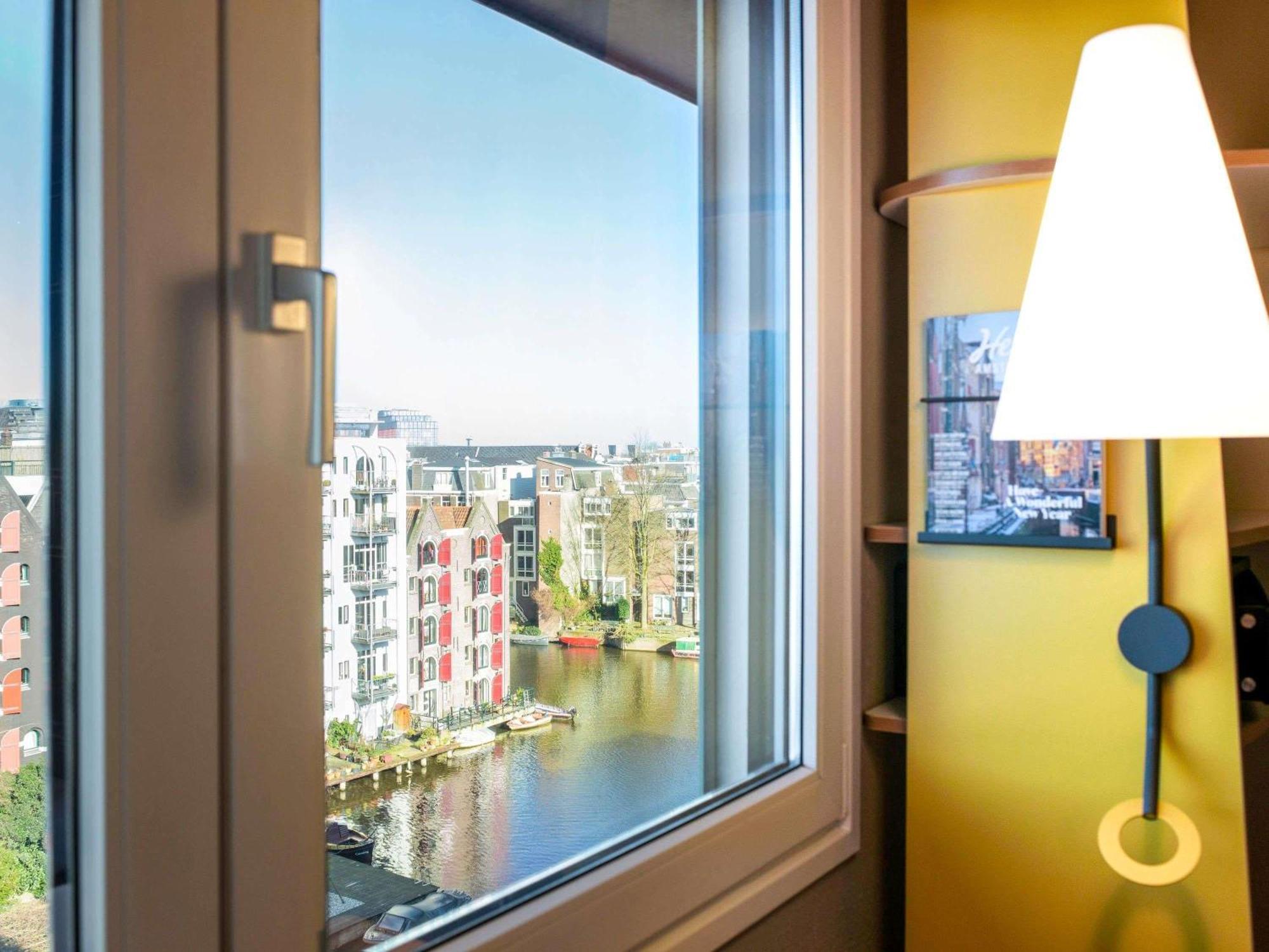 Premium Room Canal View Double Bed