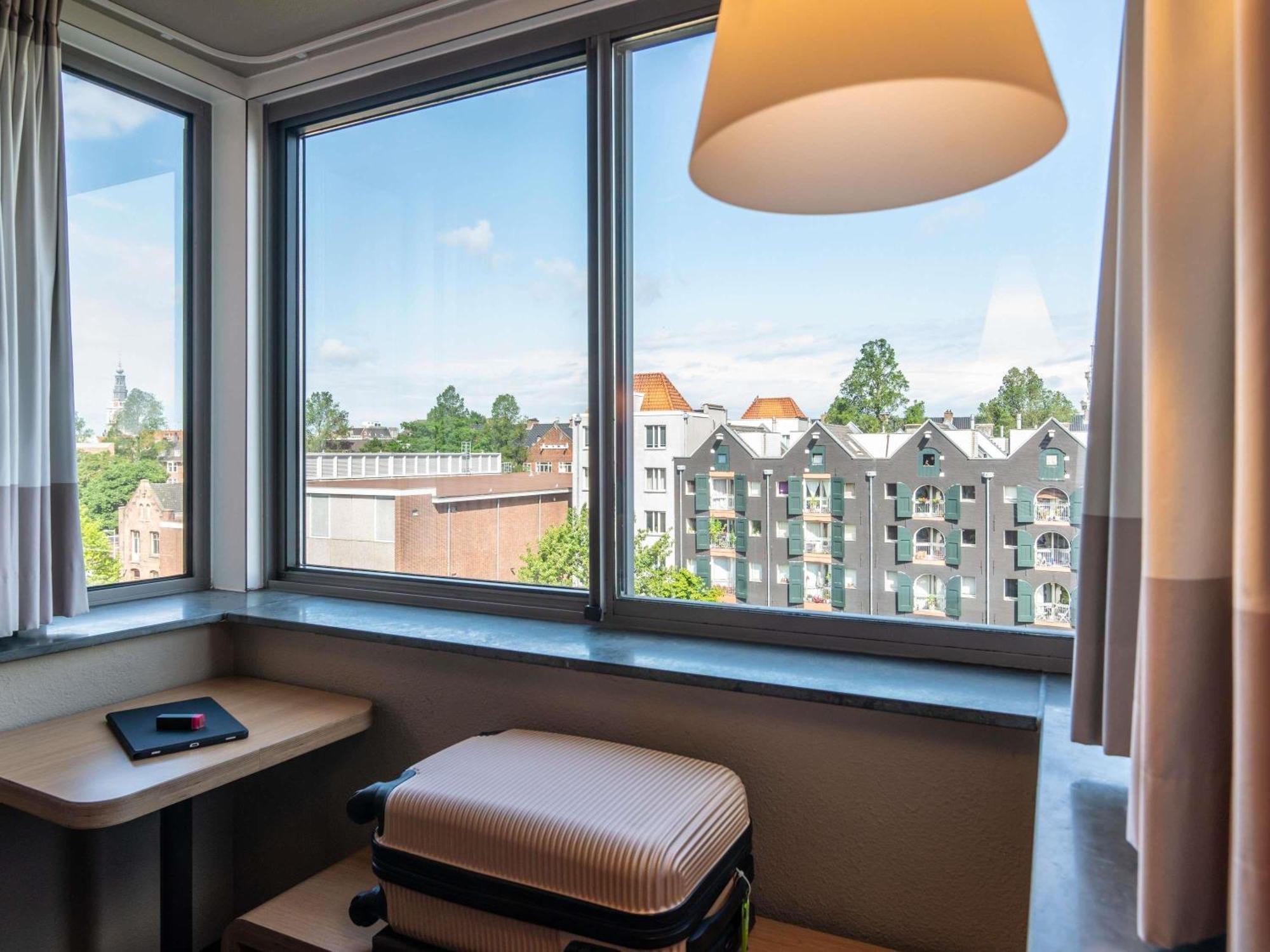 Premium Room Canal View Double Bed