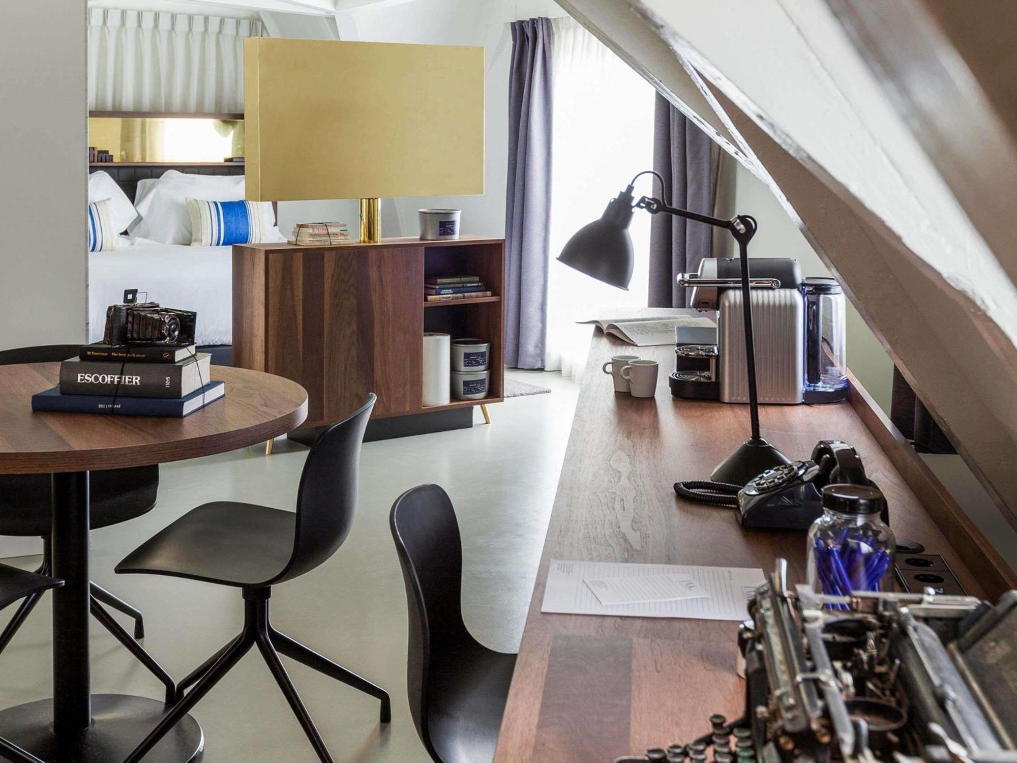 Junior King Suite