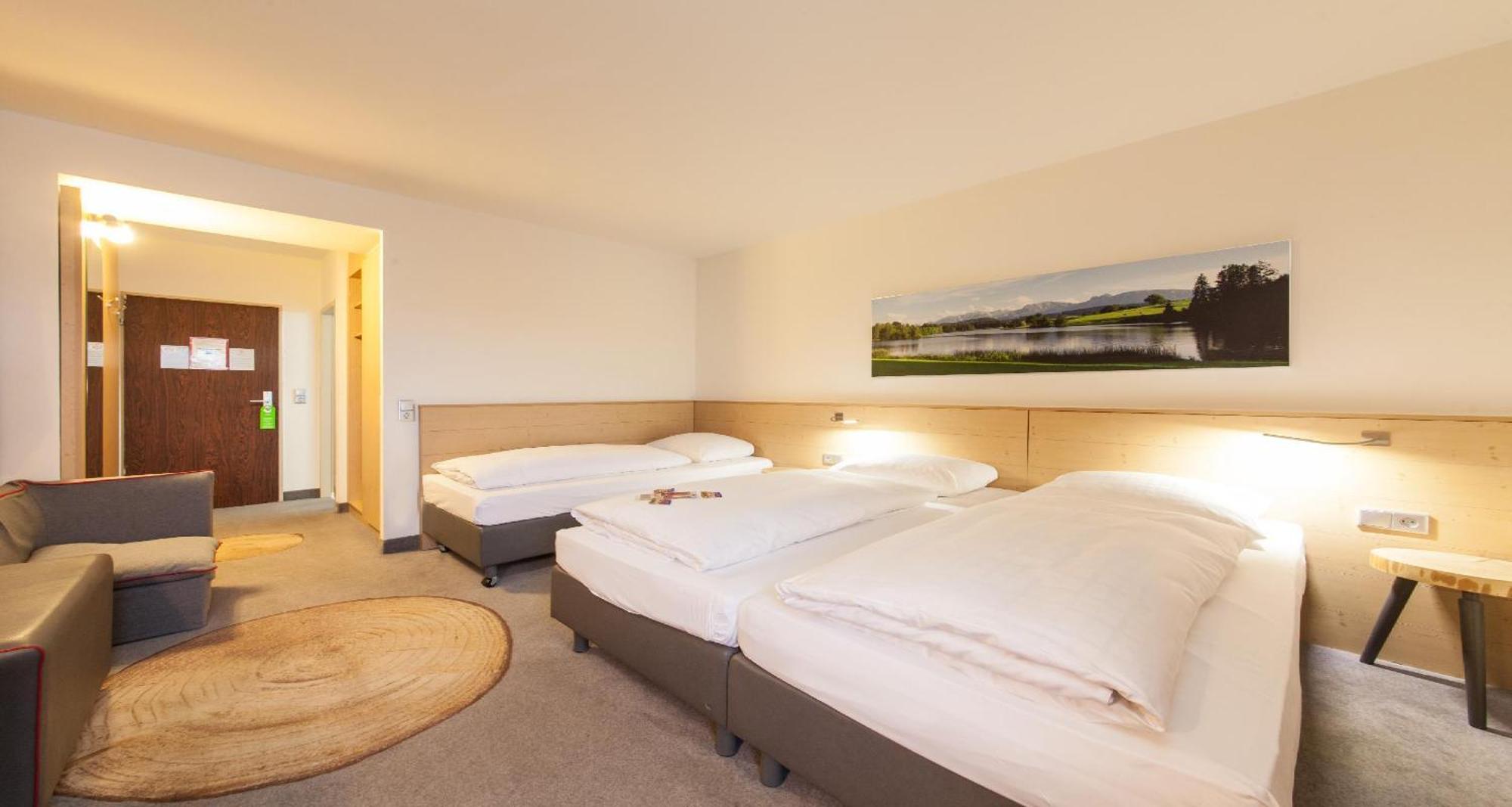 Standard Triple Room Three Single Beds