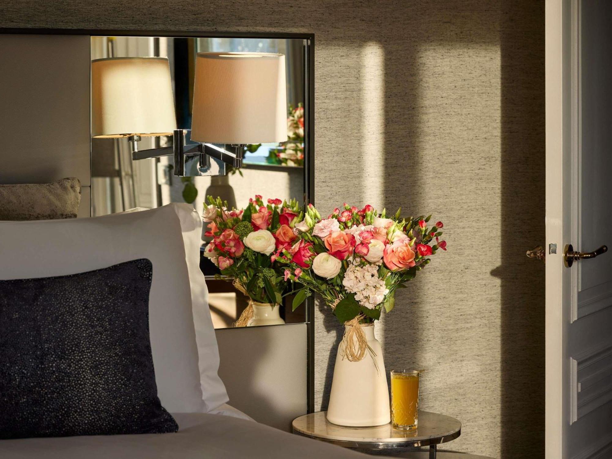 Luxury King Room Balcony