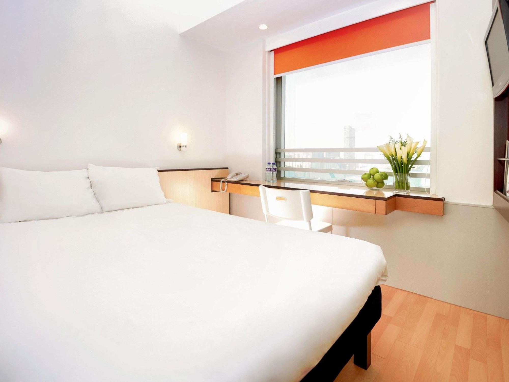 Superior Double Room Harbour View