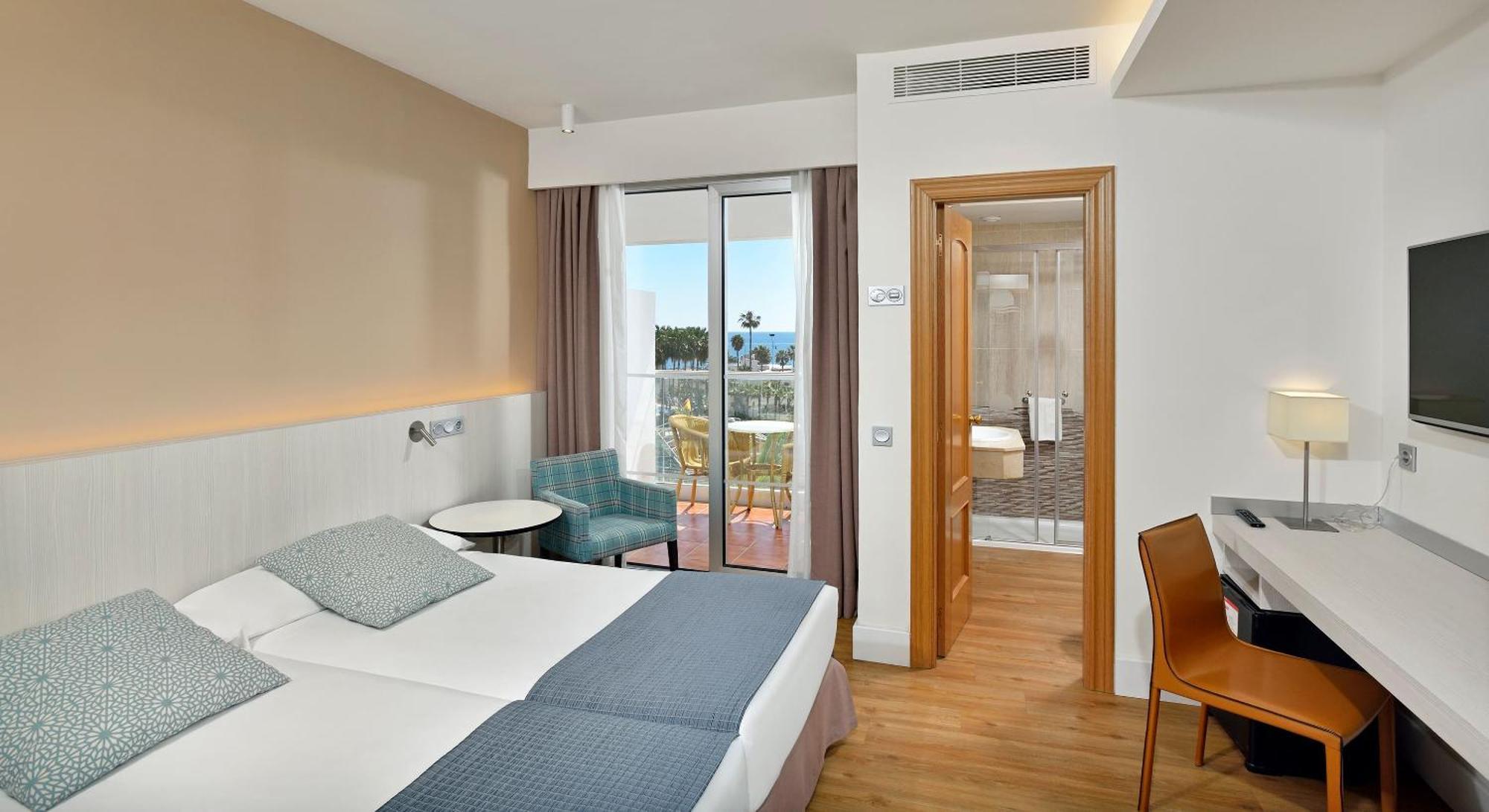 Sol Room Pool View