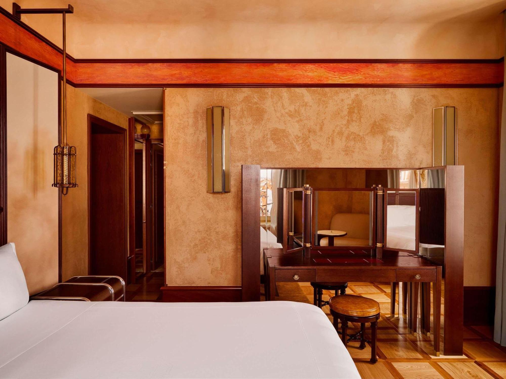 La Minerva Suite