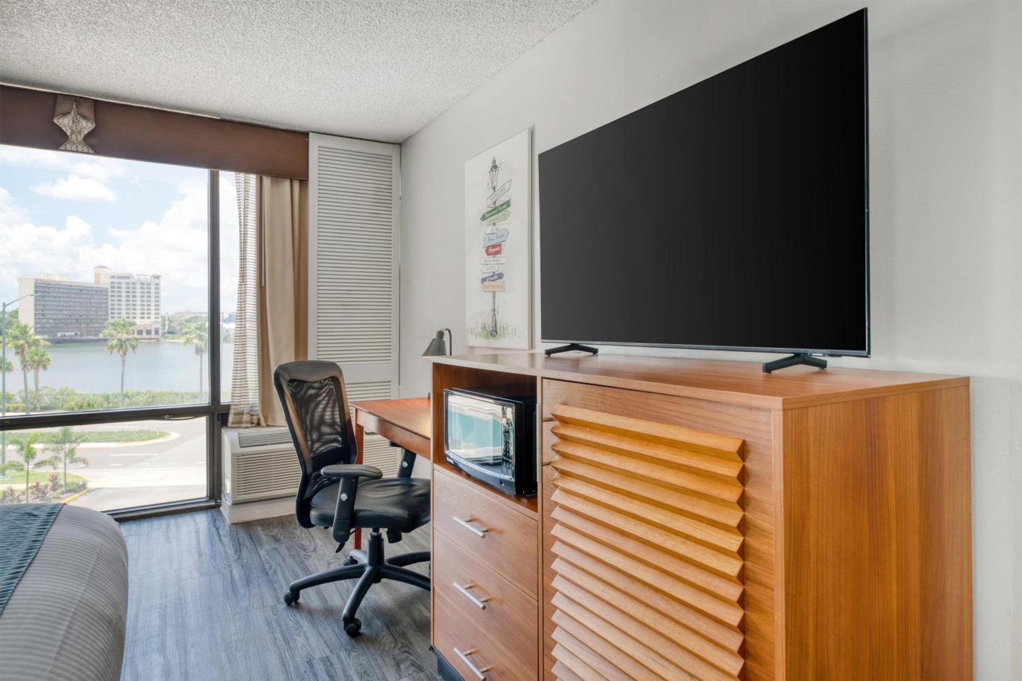 King Room