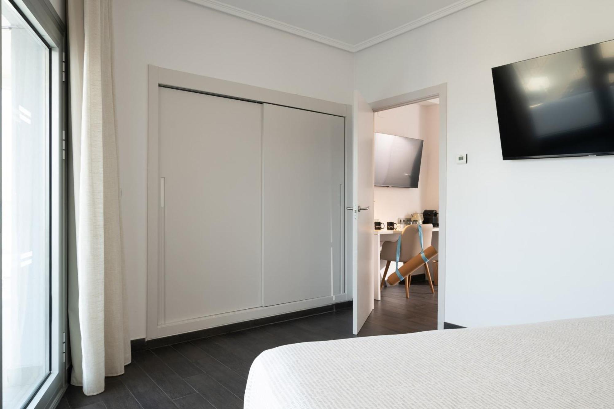Radhus med hamnutsikt (2 vuxna + 2 barn)