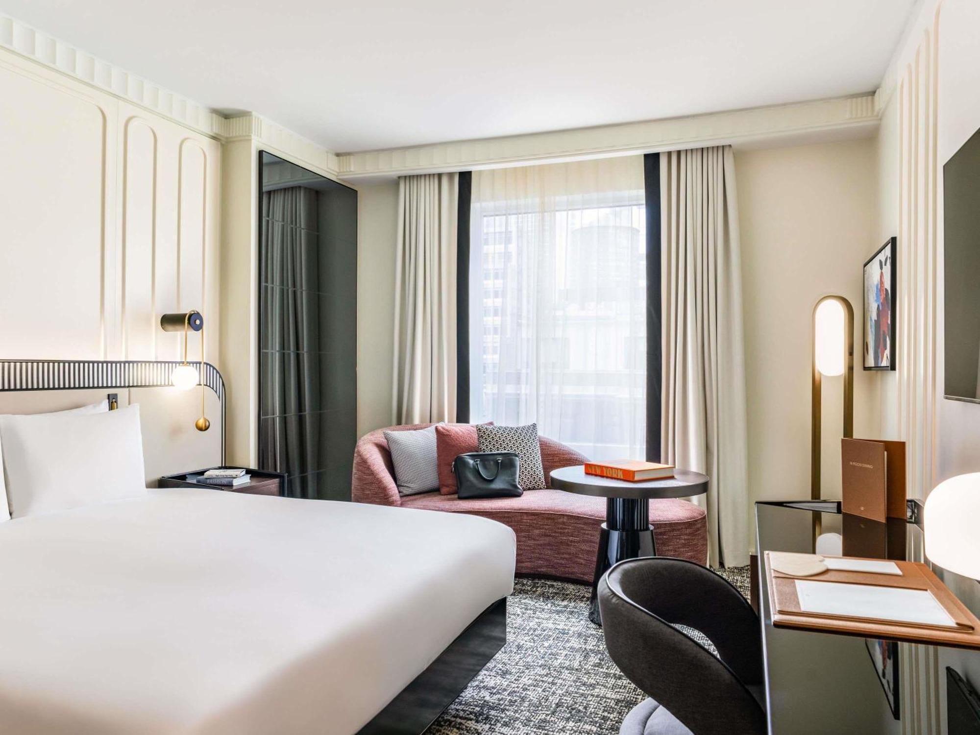 Superior Room King Bed