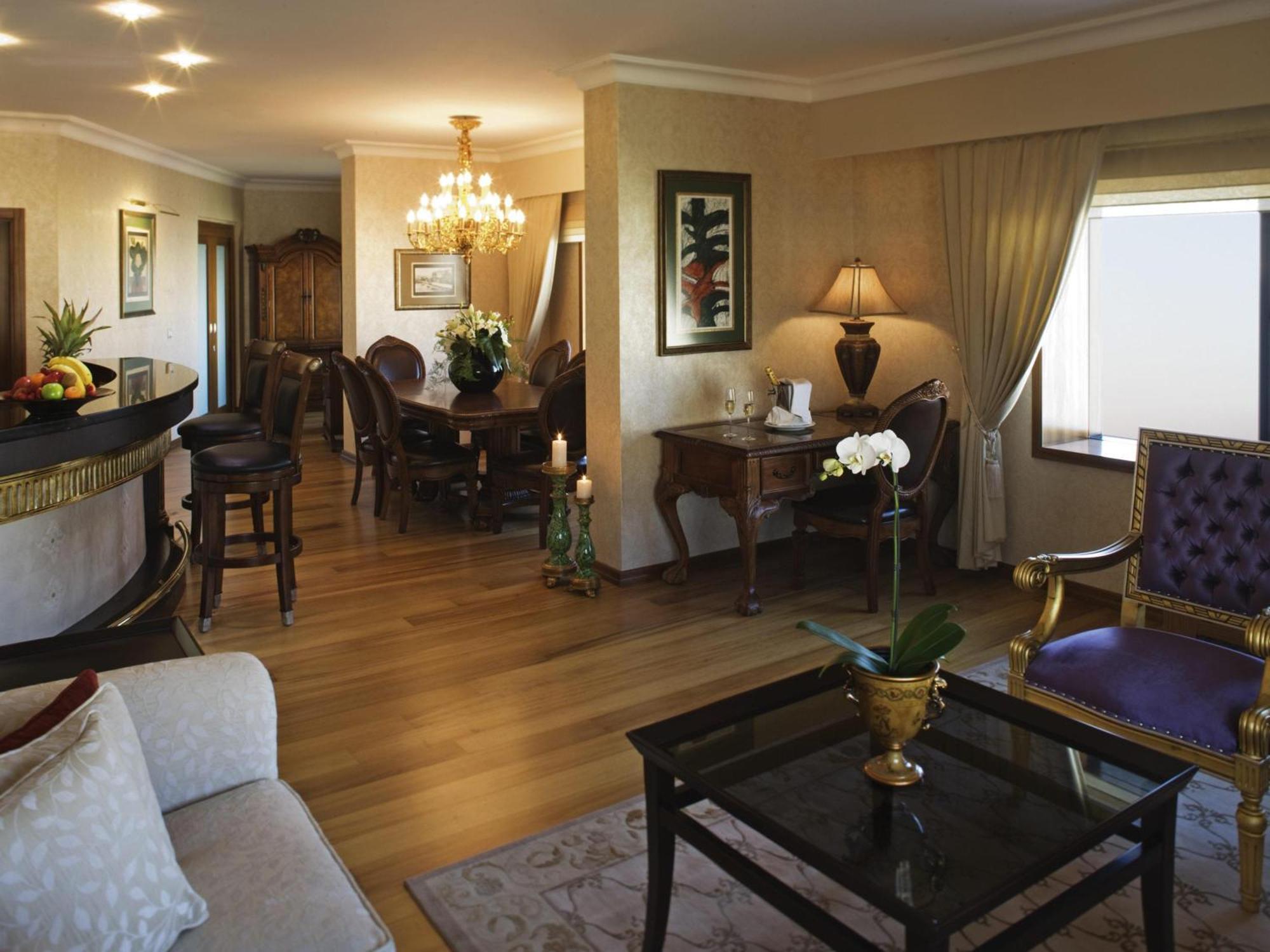 King Suite Sea View