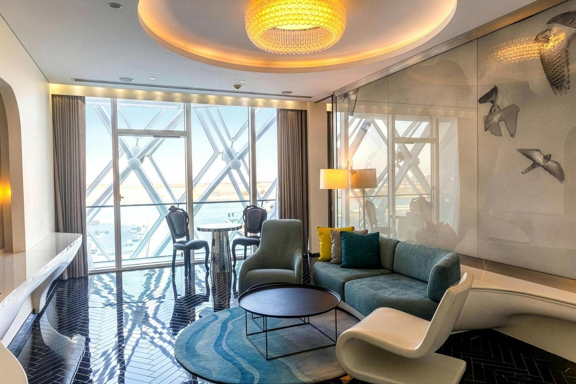 Superior Suite 1 Bedroom Suite 1 King Balcony Complimentary Yas Beach Access