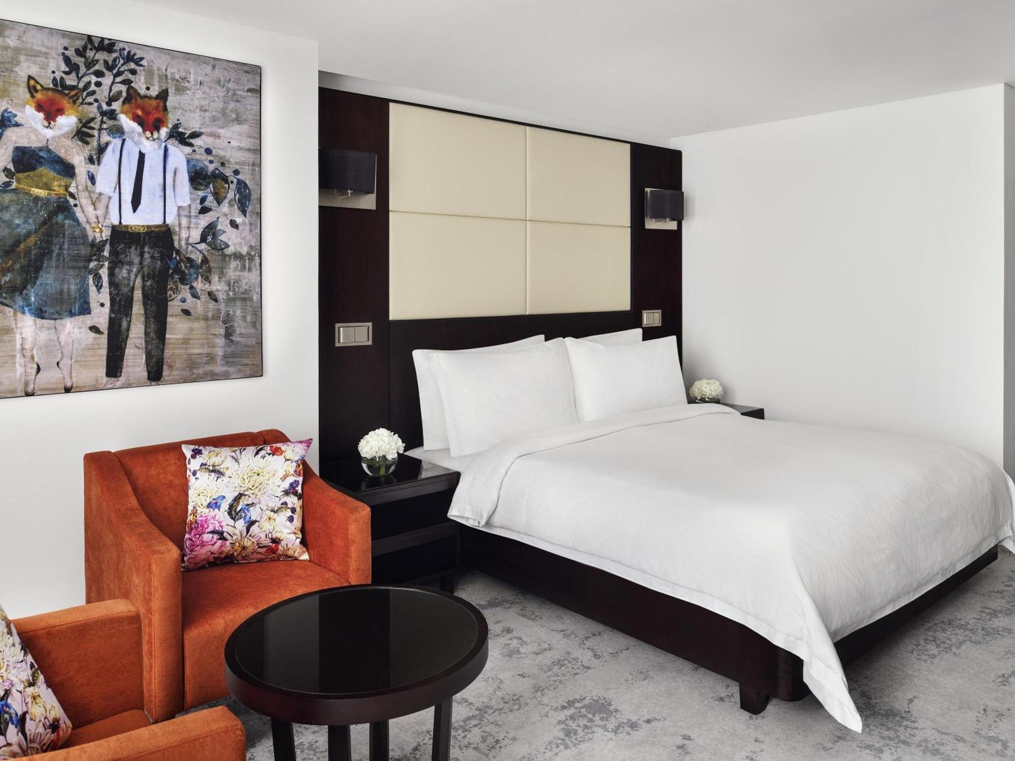 Superior King Room Includes daily access to Riva Beach Club shuttle service