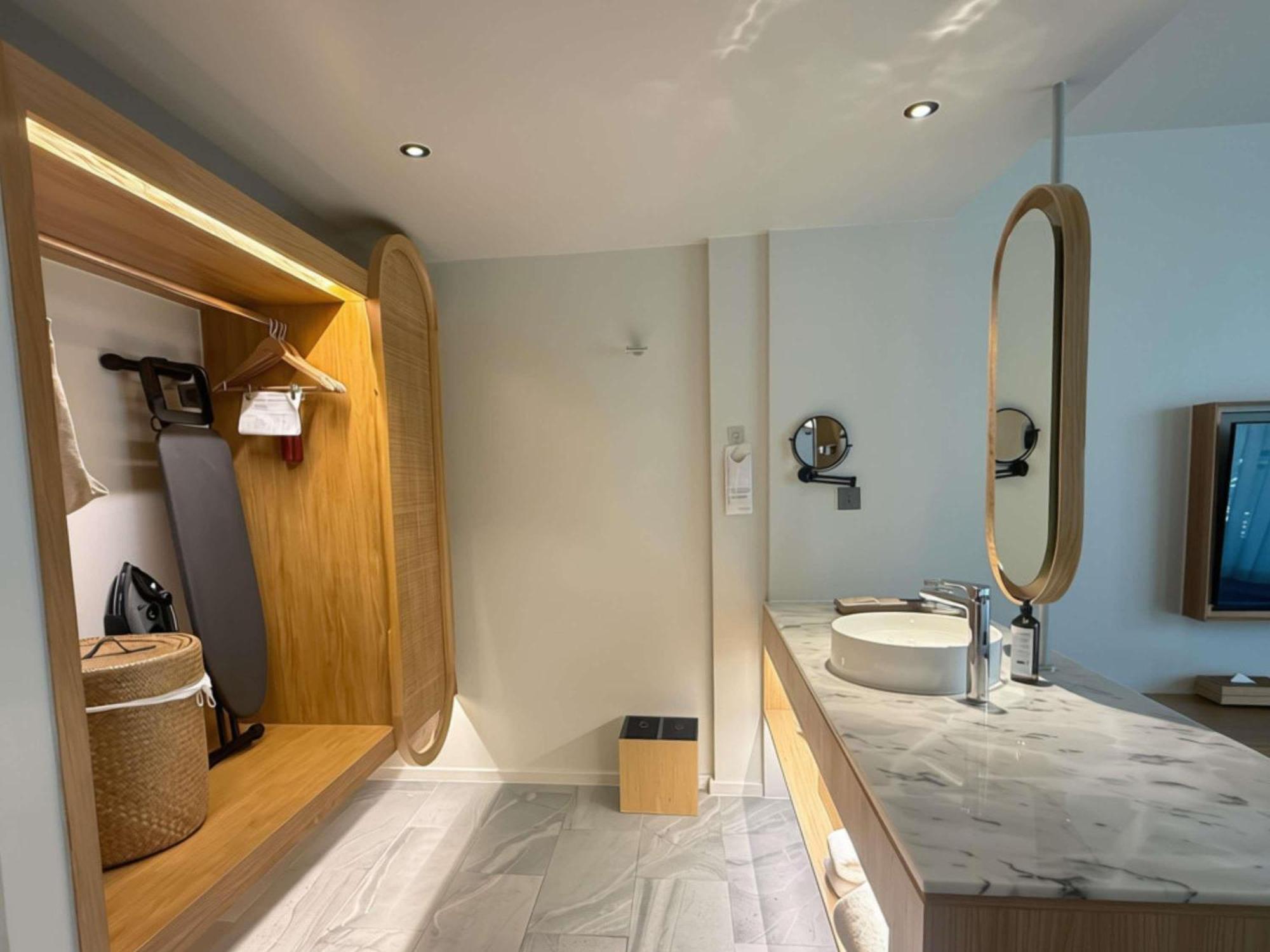 Executive Double Room Ocean Wing