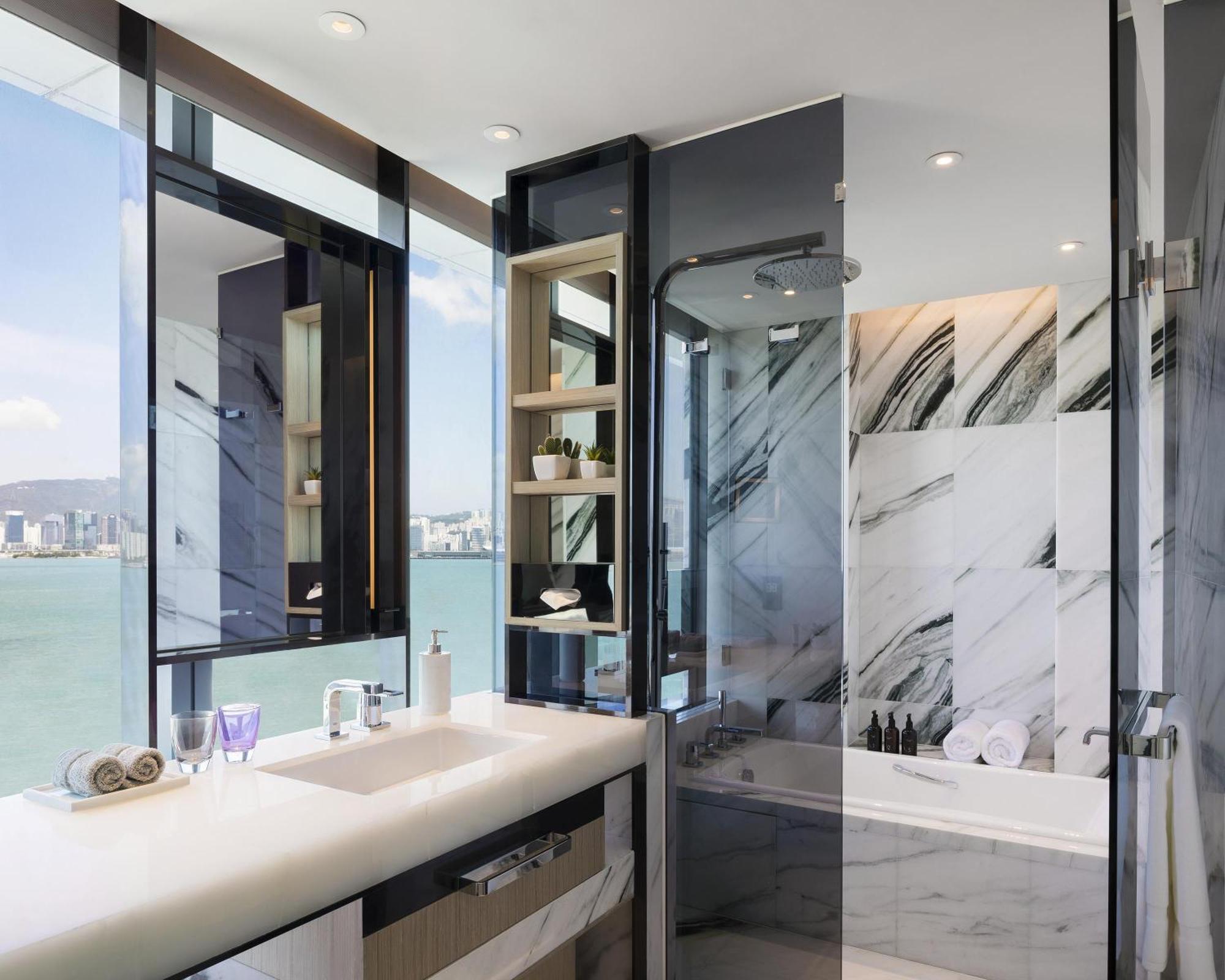 Deluxe Twin Room Harbour View