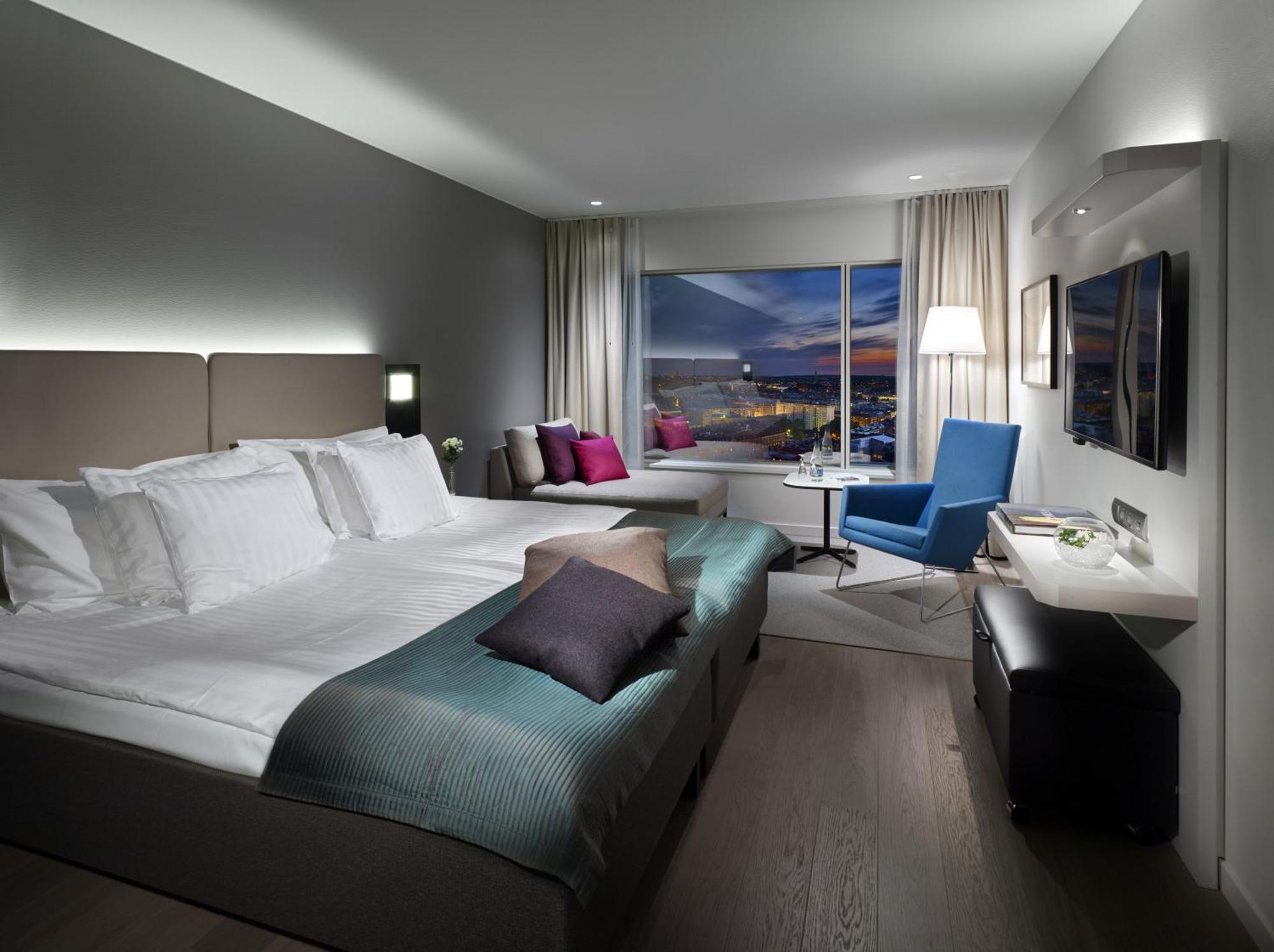 Rom med sovesofa og utsikt over byens skyline – Gothia Towers (maksimalt 2 voksne + 2 barn opptil 12 år)